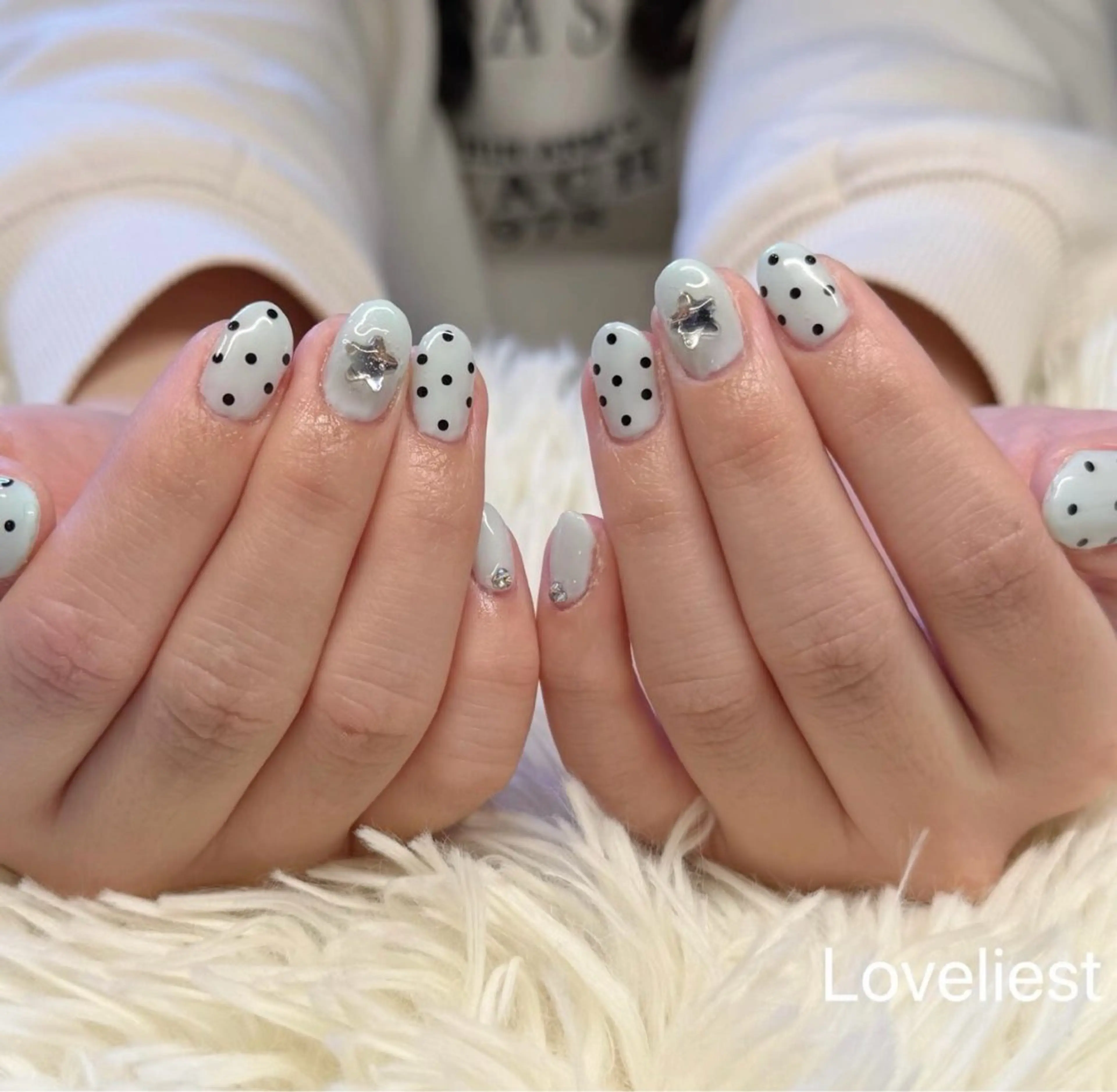 ネイル 須藤 紗彩のネイルデザイン