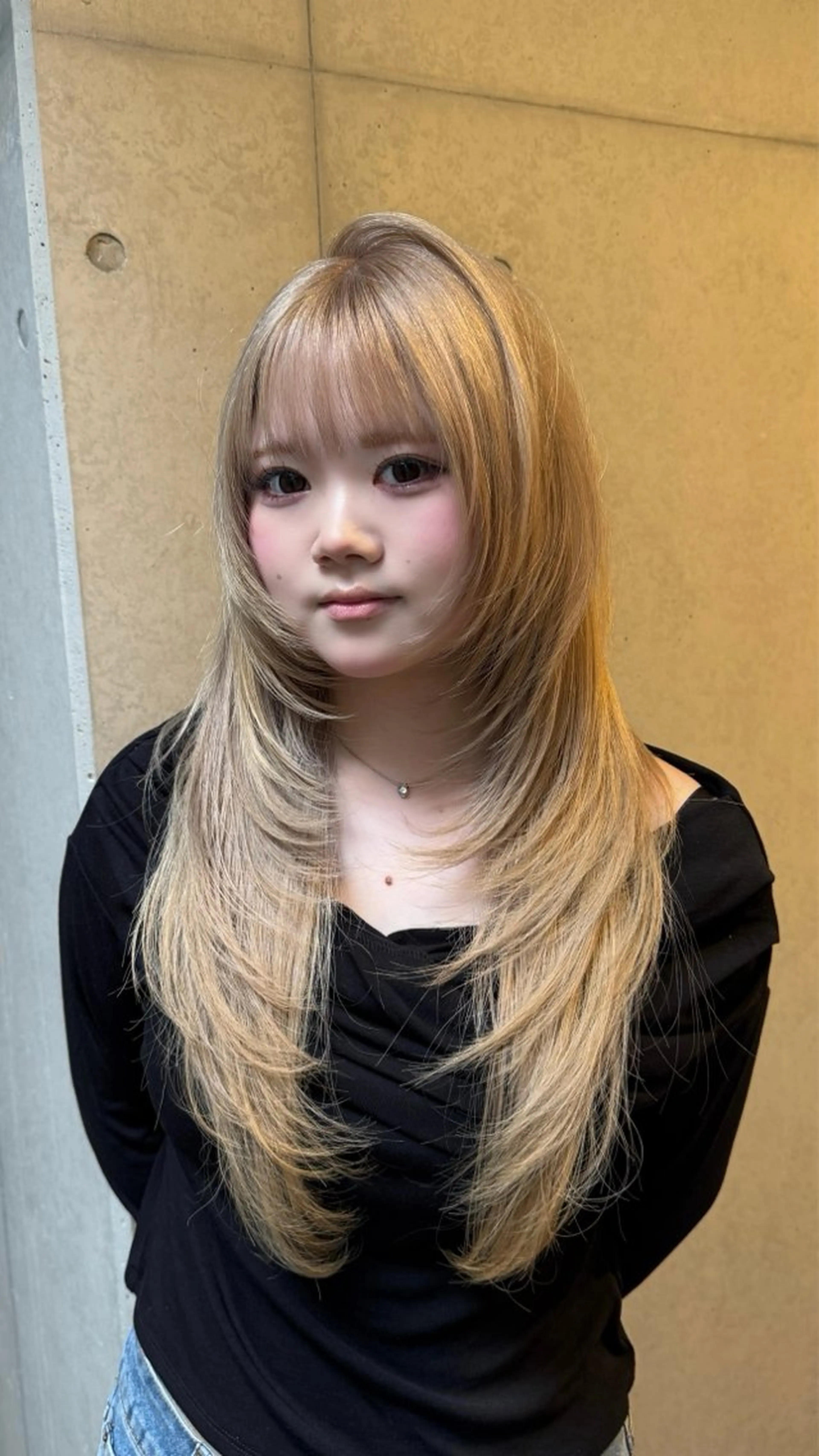 ロング カラー カット ヘアカラー トリートメント だいち/ブリーチ/ レイヤーカットのヘアスタイル