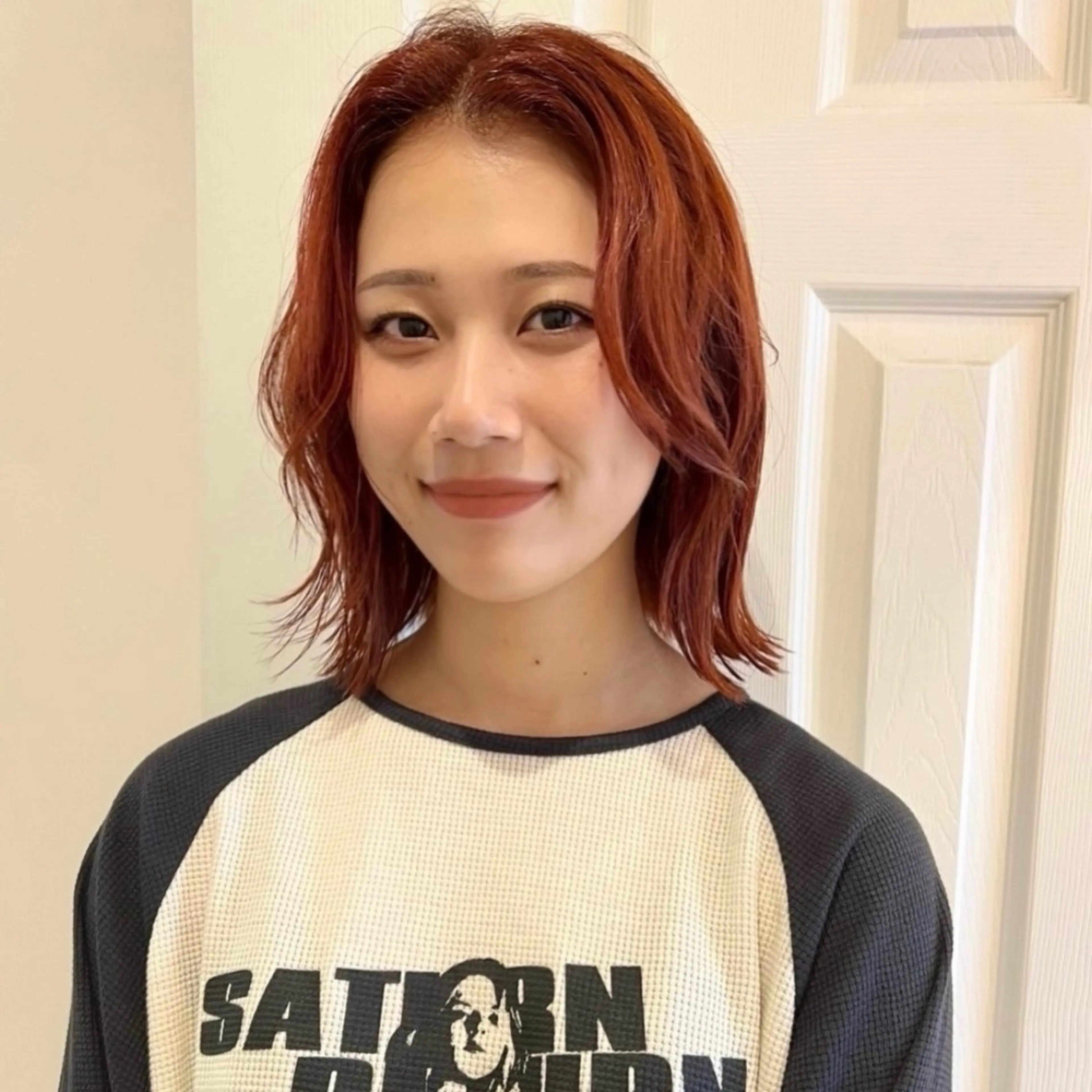 ミディアム カラー ヘアカラー arisa/暖色 /伏見/レイヤーのヘアスタイル