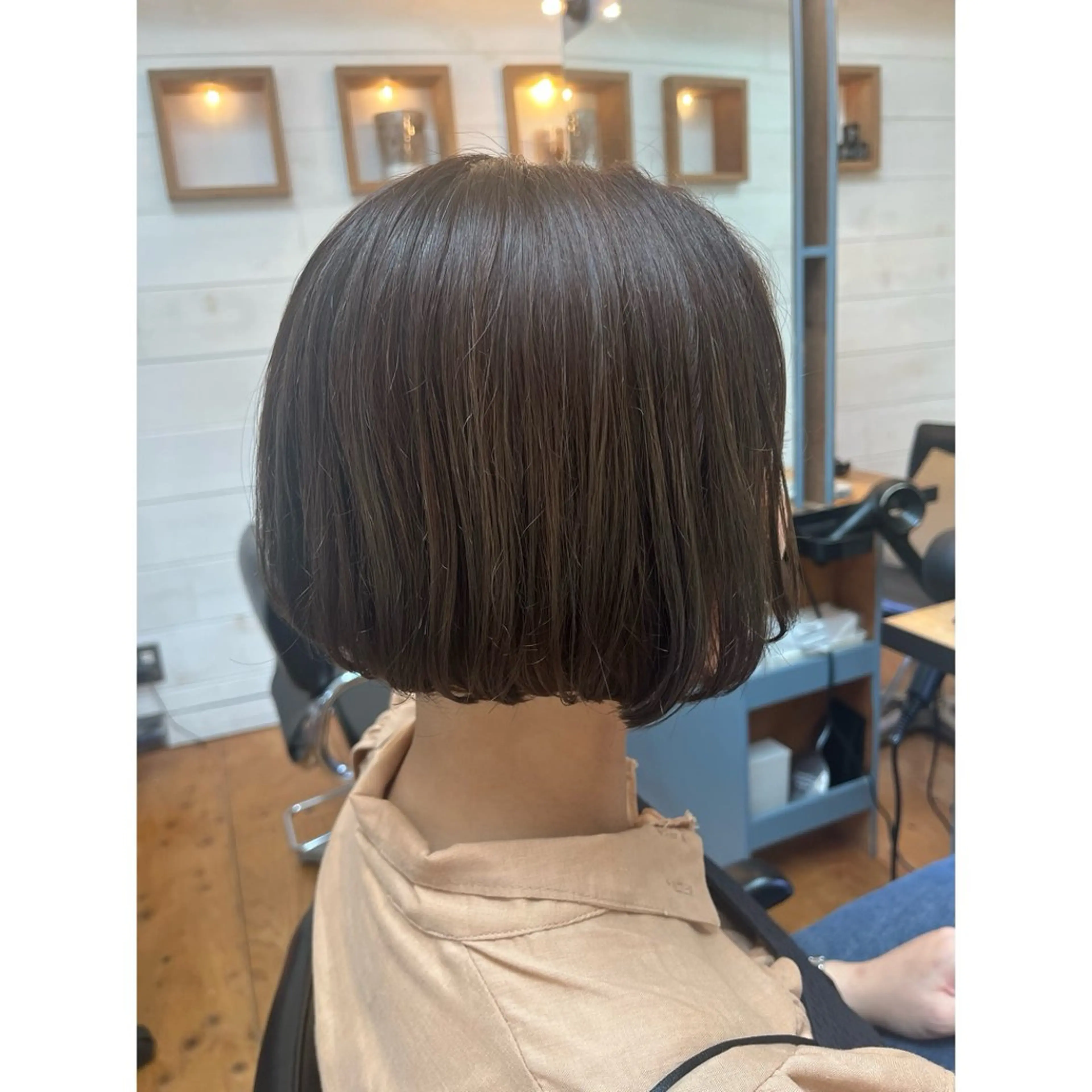 ミディアム カラー ミディアムパーマ ボブ 髪質改善 トリートメント カット ヘアカラー トリートメント Lagom なかだのヘアスタイル