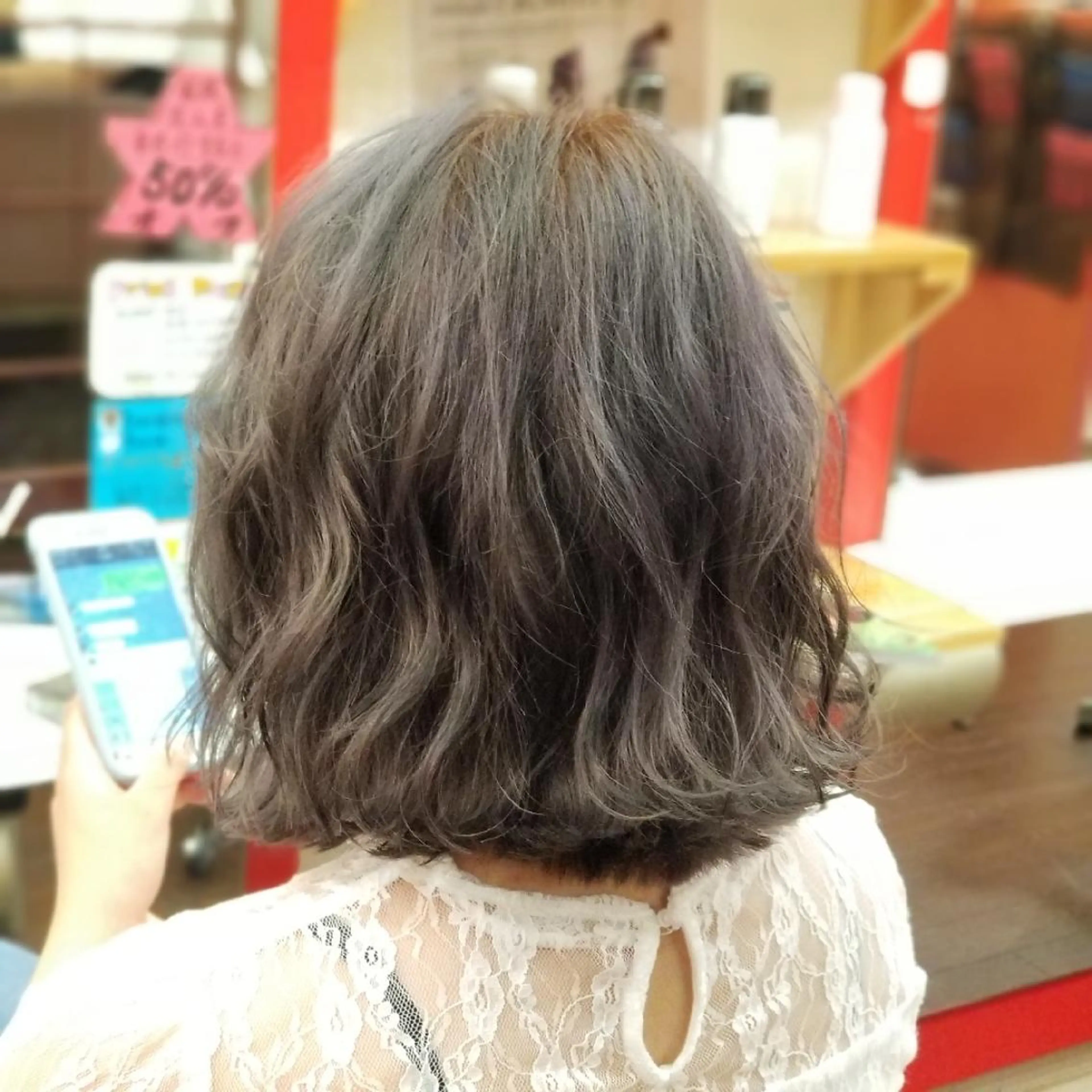 ミディアム ヘアカラー 植田 /エクステ /ブリーチ/髪質改善のヘアスタイル