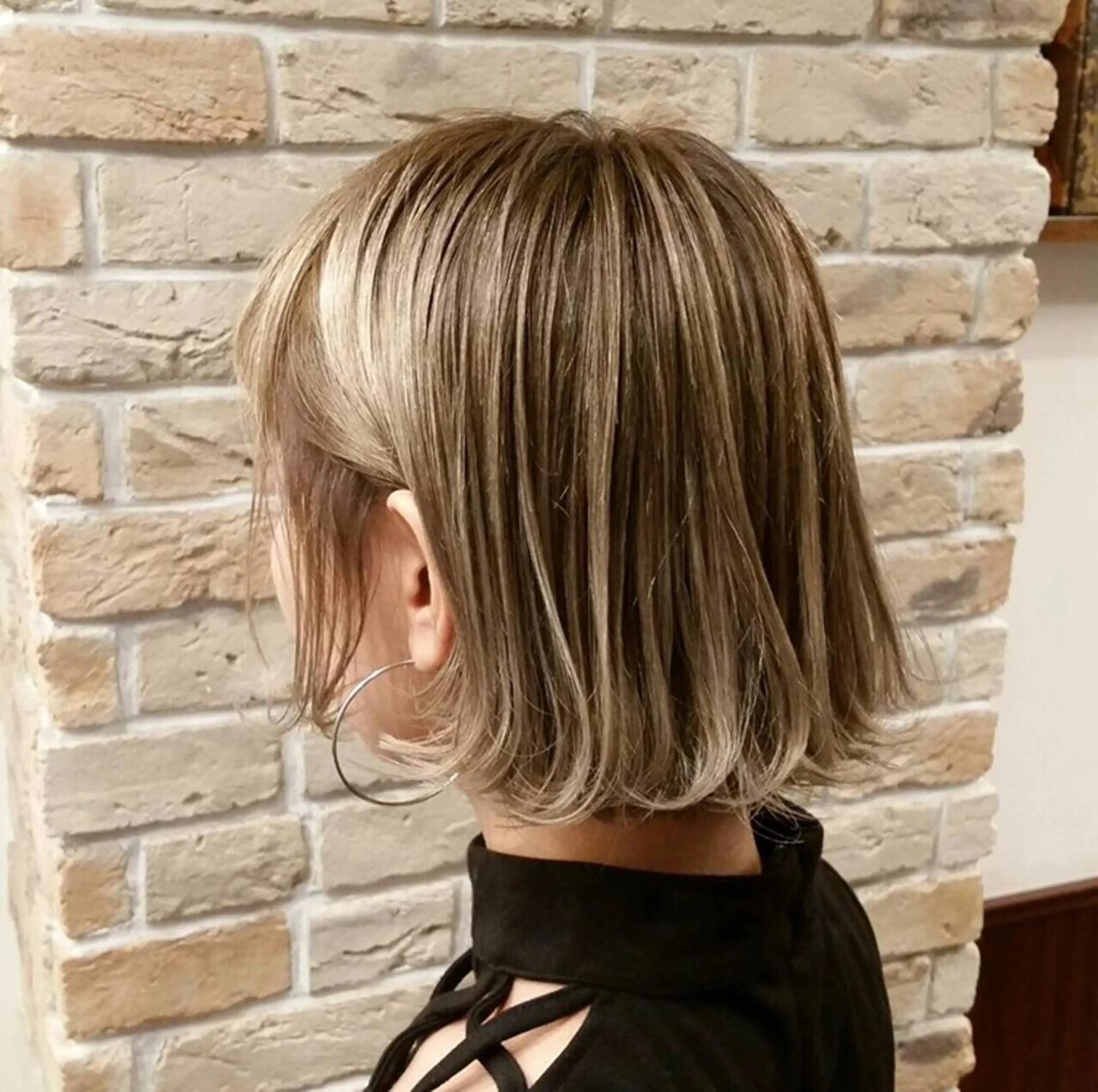 ショート カラー ヘアアレンジ 高橋胡桃🪽 ディレクターのヘアスタイル