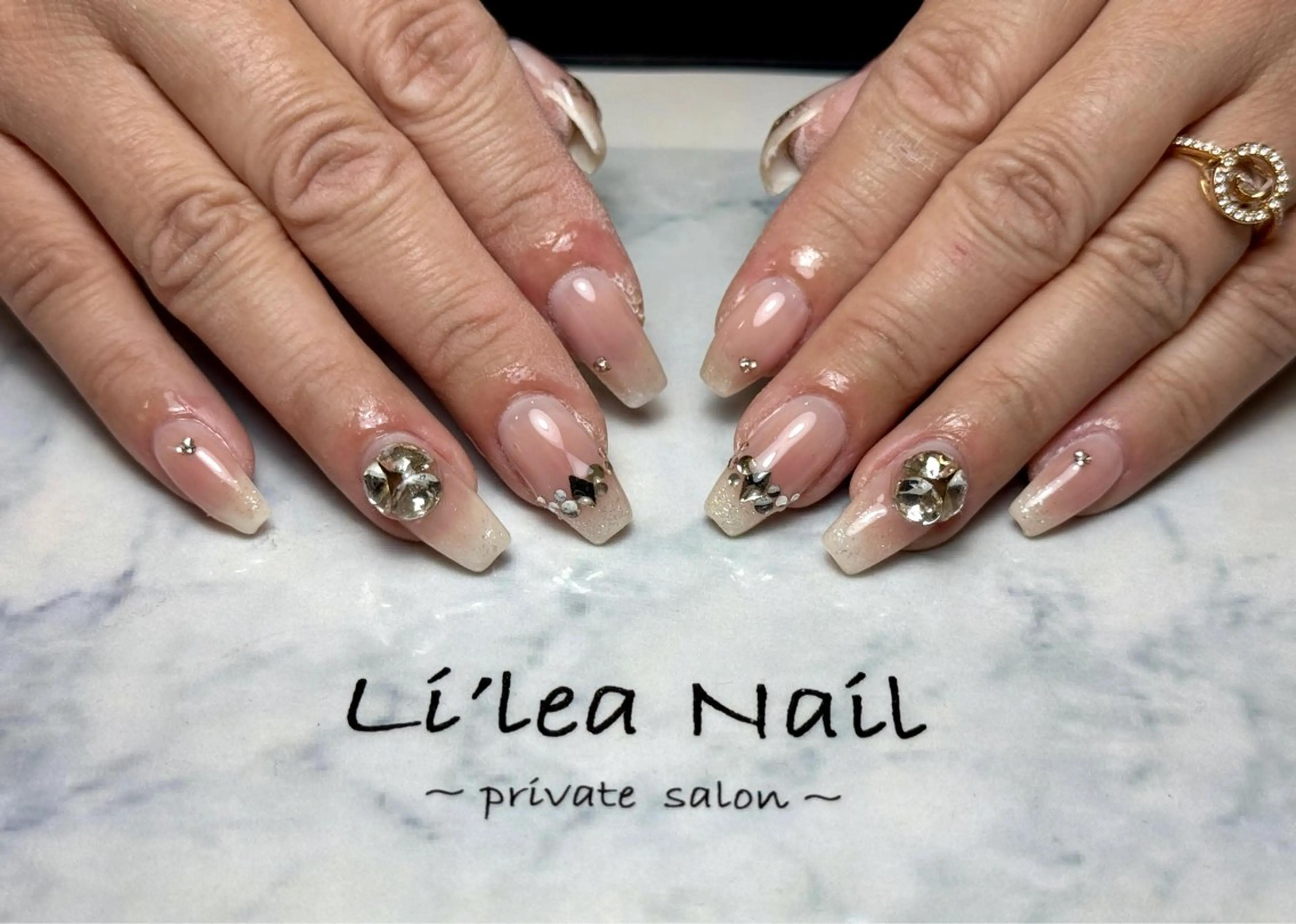 ネイル Li'leaNail RUIのネイルデザイン