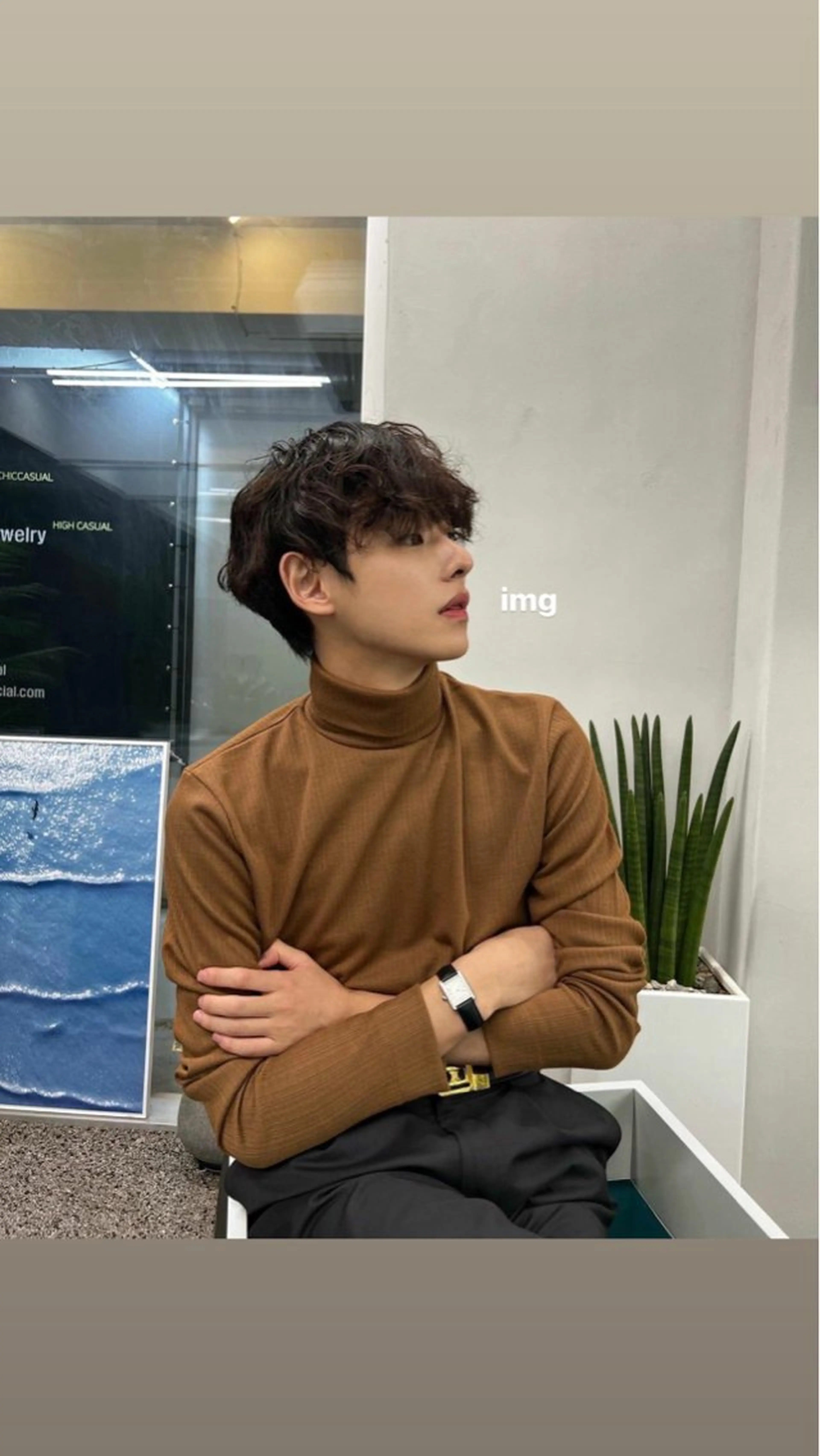 ショート パーマ カーリーパーマ/ 透明ｶﾗｰ/MIKUのヘアスタイル