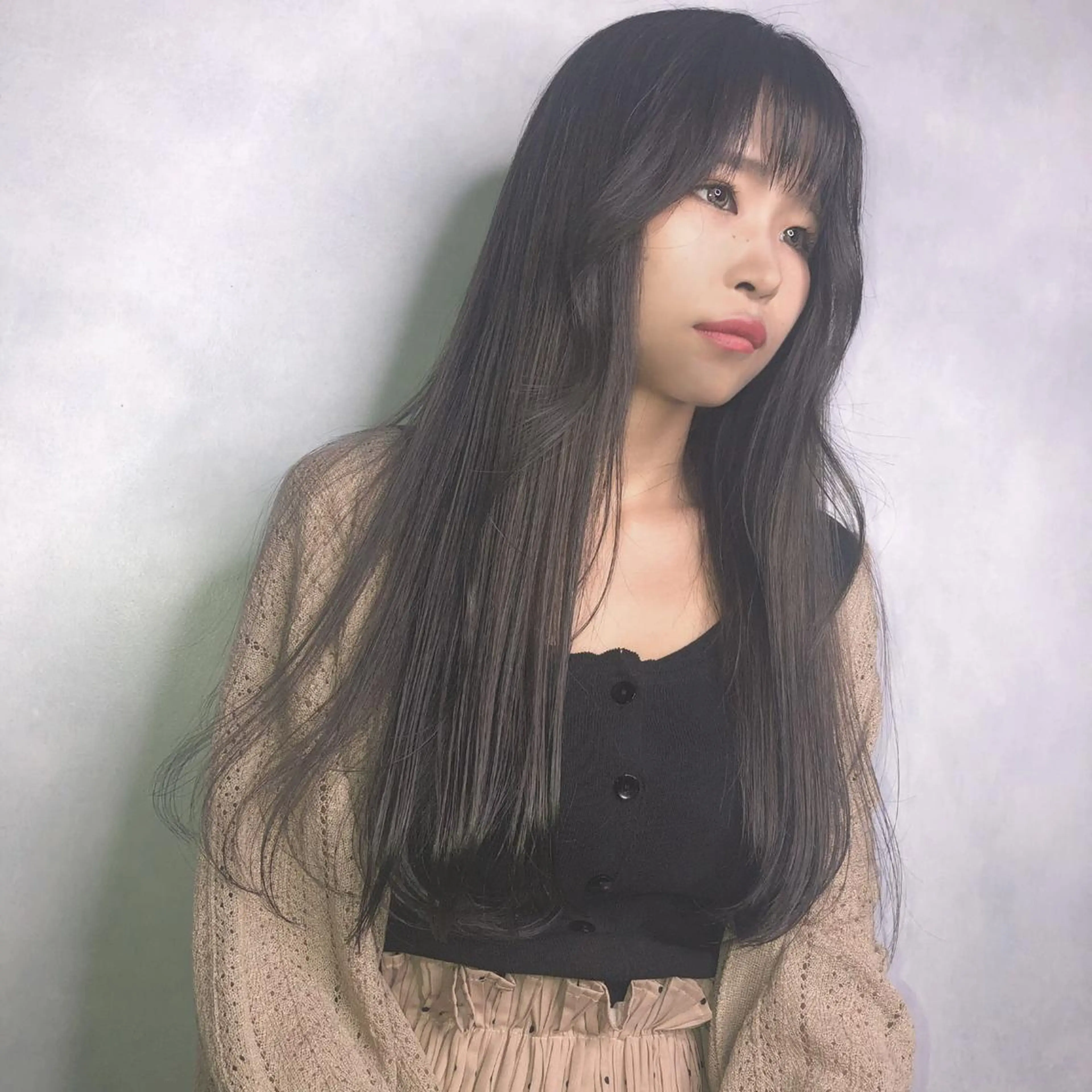 ロング カラー アディクシーカラー グレージュ ORIKA 美容室のヘアスタイル