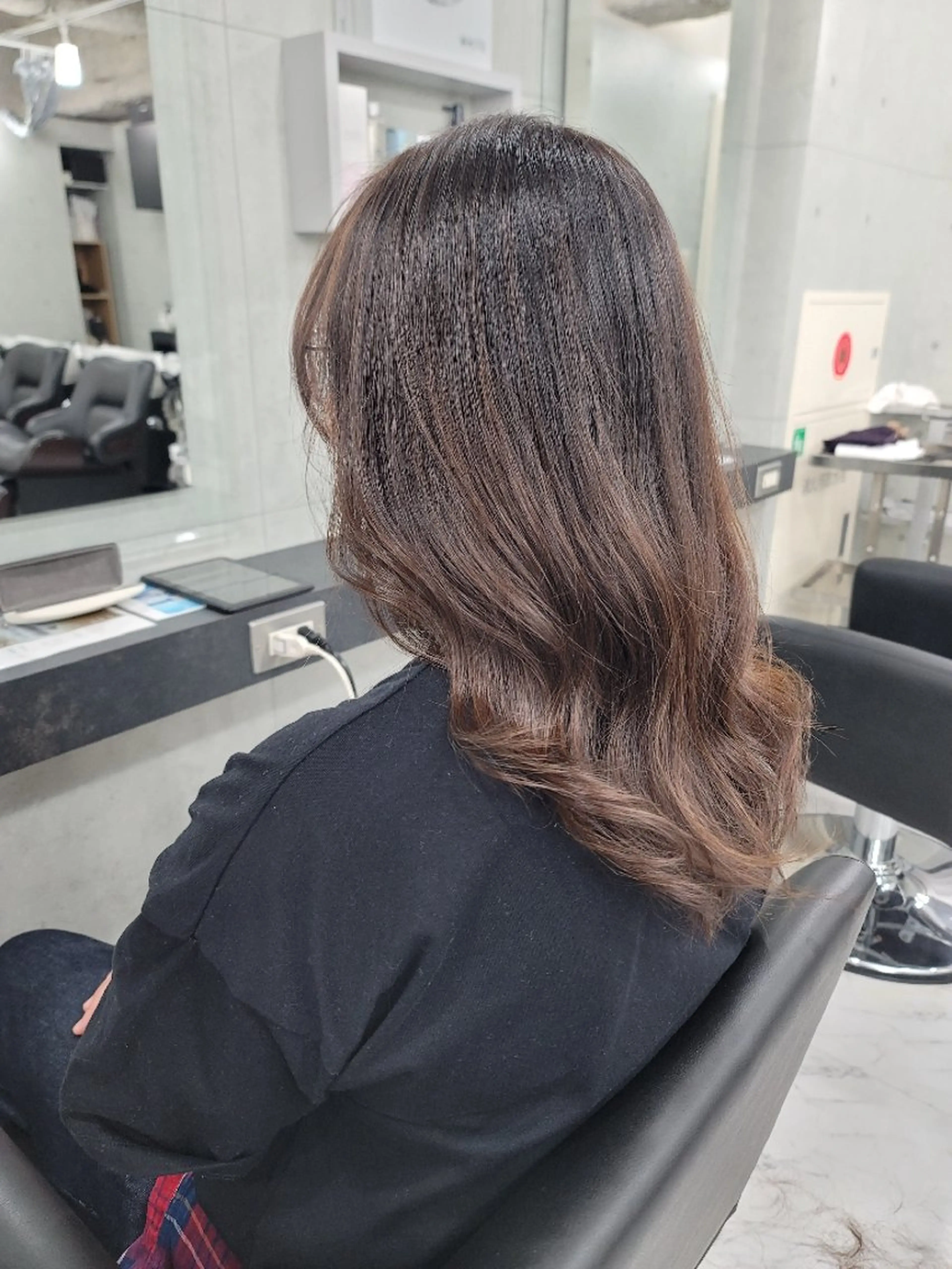 ロング カラー ❇️安達 優心❇️ レイヤー/艶髪特化のヘアスタイル