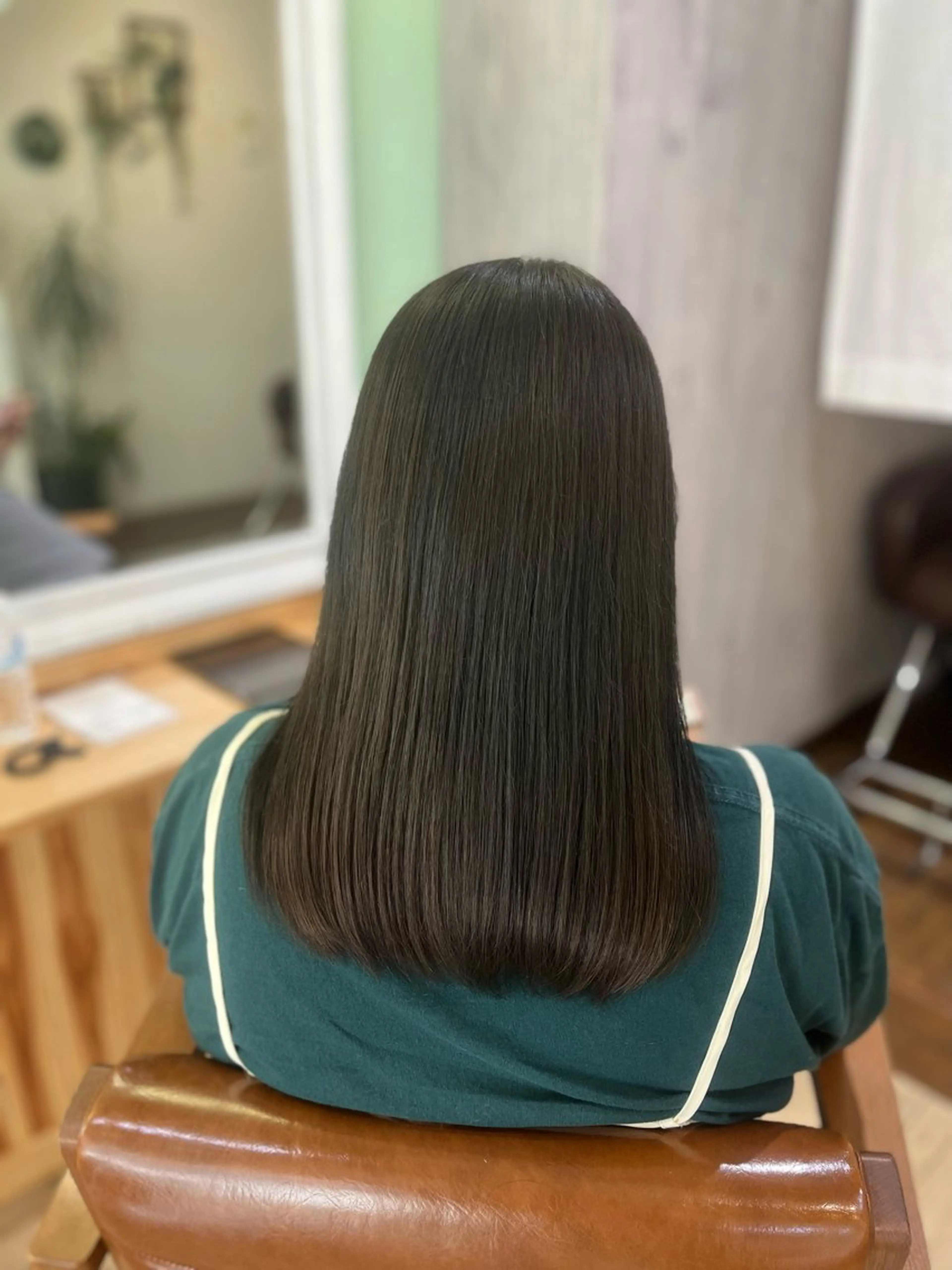 セミロング saaya💙 ブリーチなしカラーのヘアスタイル