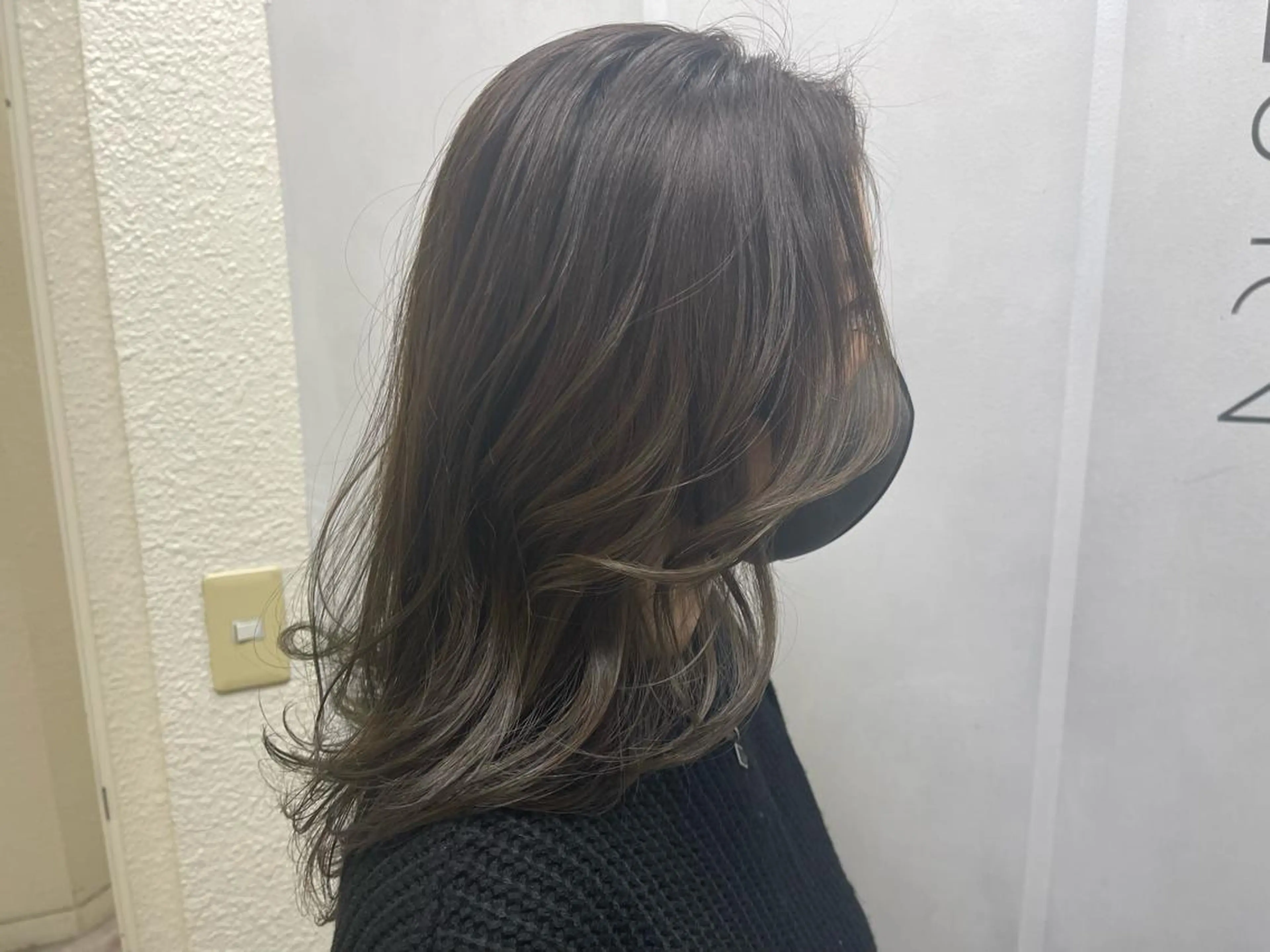 セミロング カラー ヘアアレンジ 顔周りカット ケイゴ【店長】 メンズパーマ特化のヘアスタイル