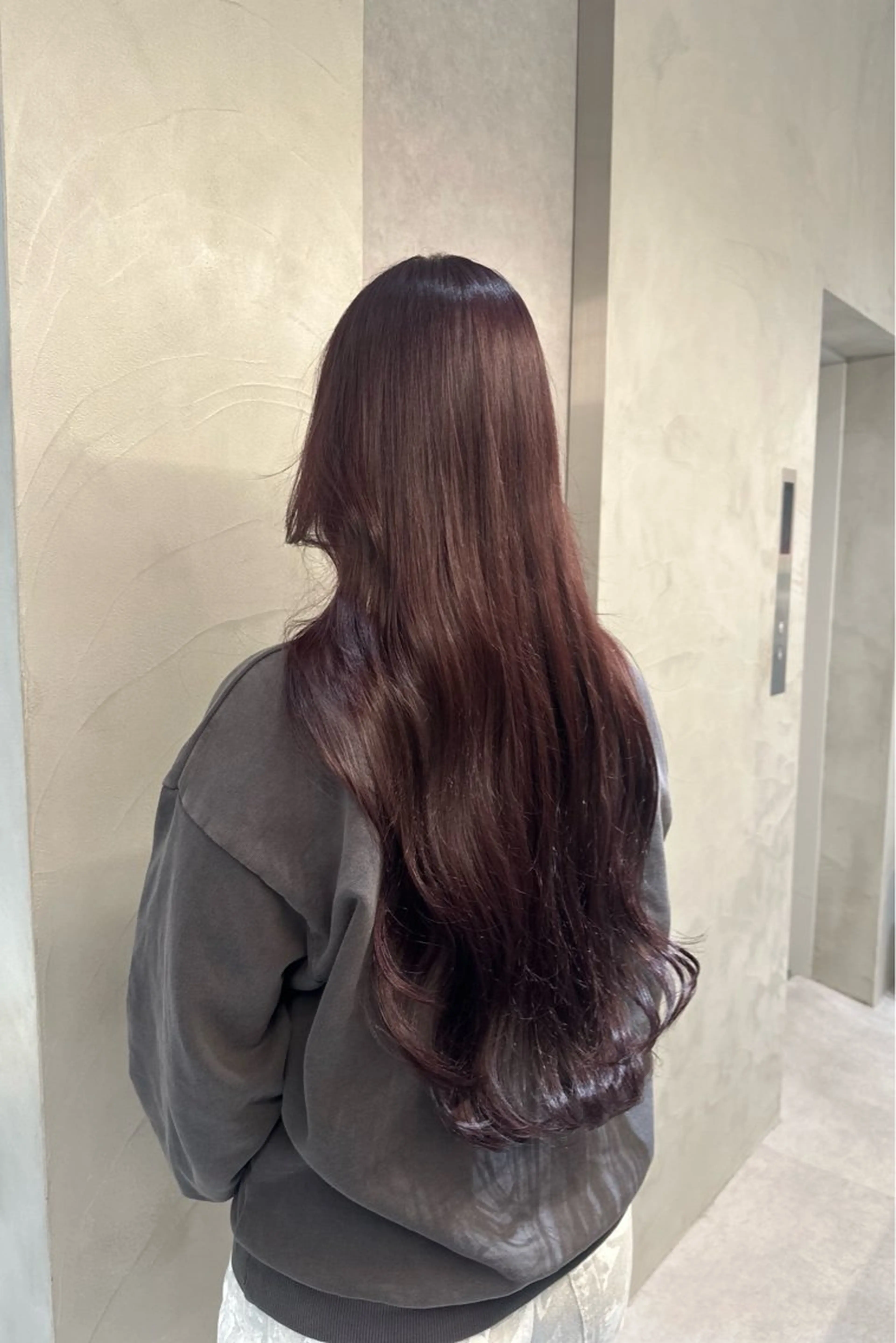 カラー ベージュカラー ピンクカラー ピンクベージュ 平山 結実のヘアスタイル