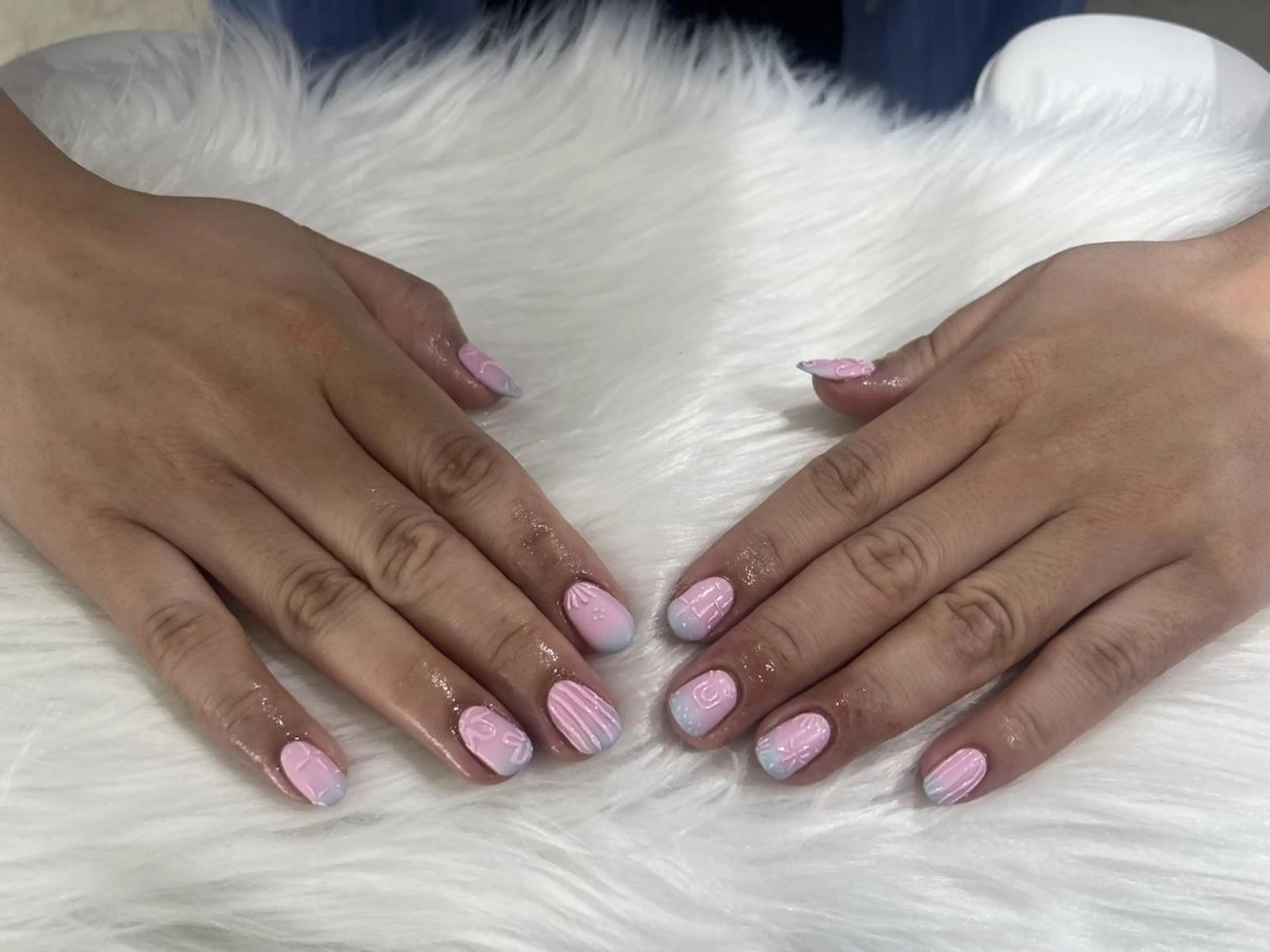 ネイル グラデーション 水色 マットネイル ピンク Nail Salon Lindaのネイルデザイン