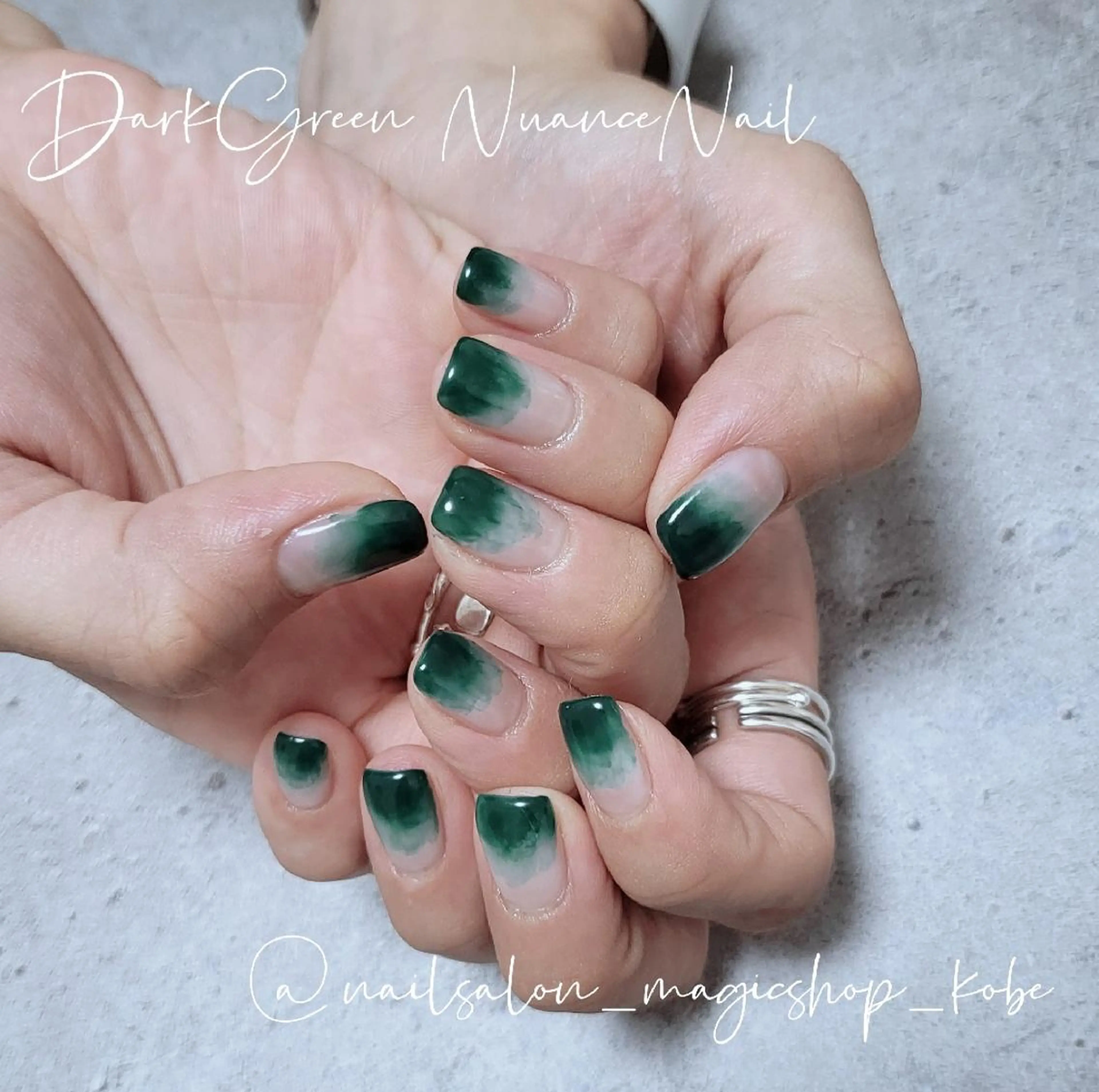 ネイル クリアネイル ジェルネイル グラデーション グリーン ソフトジェル ハンドネイル Nailsalon MagicShopのネイルデザイン