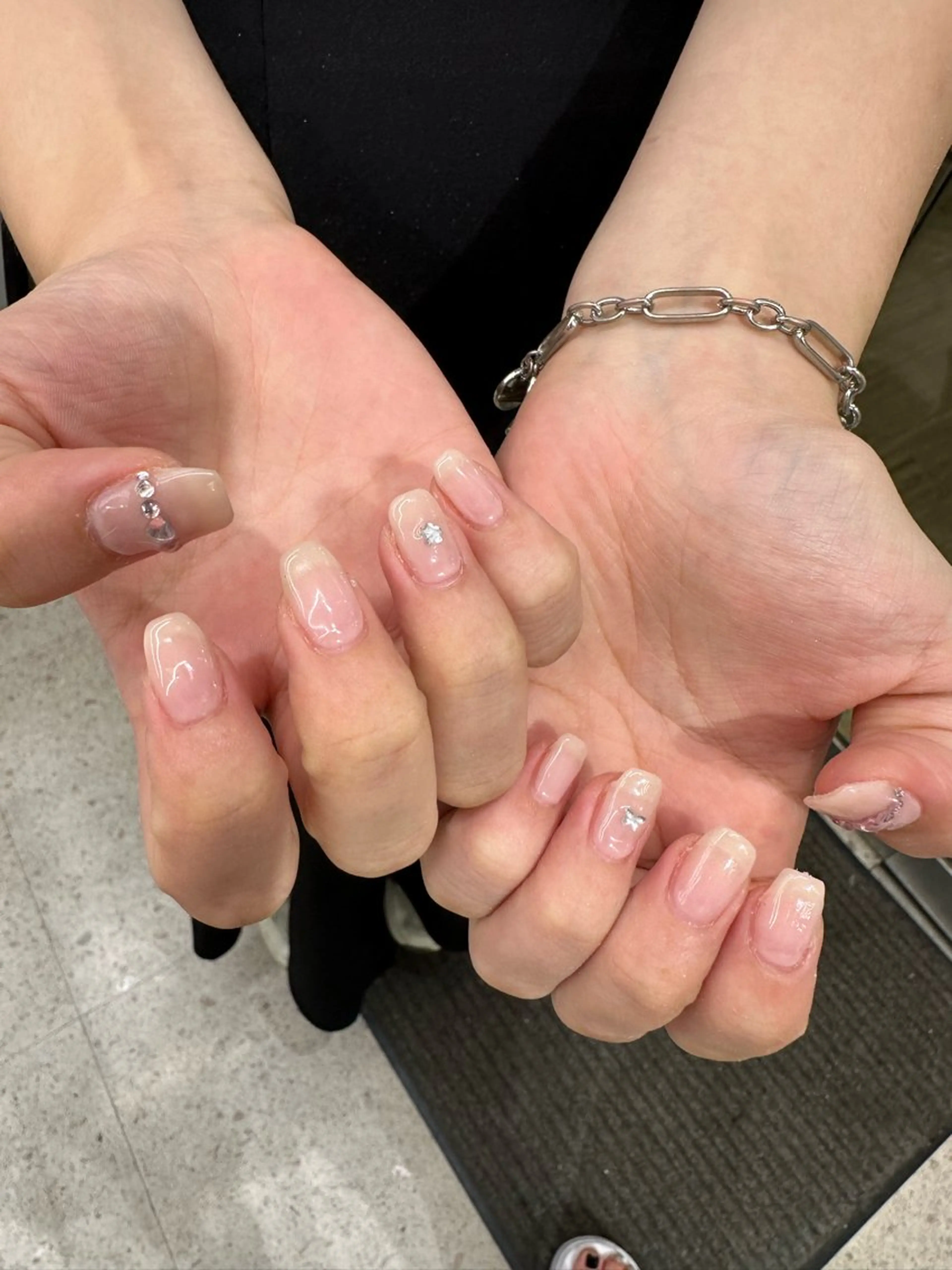 🖤ハンドミラーorマグネットネイル🖤の写真