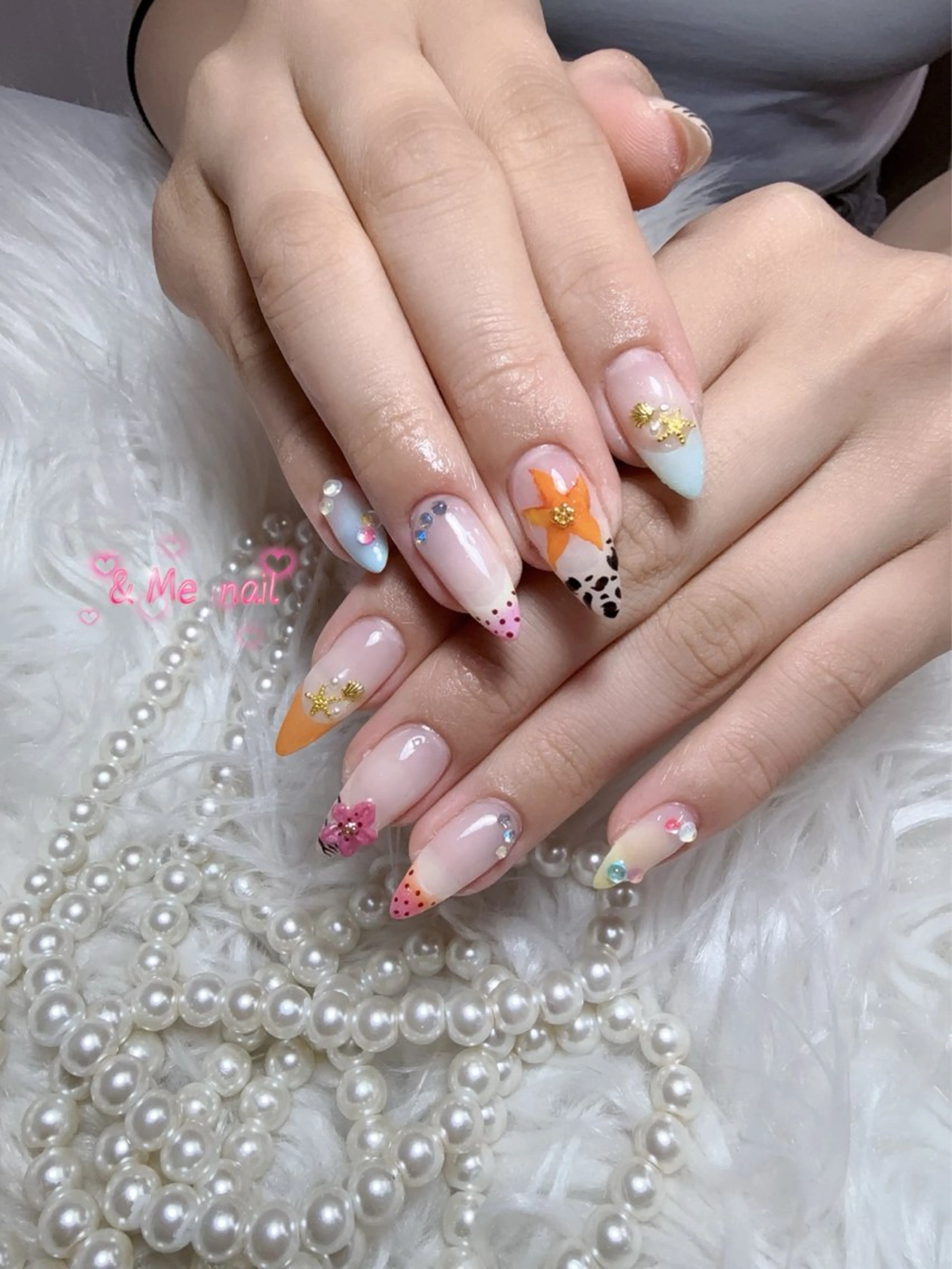 ネイル ハンドネイル &ME タカのネイルデザイン