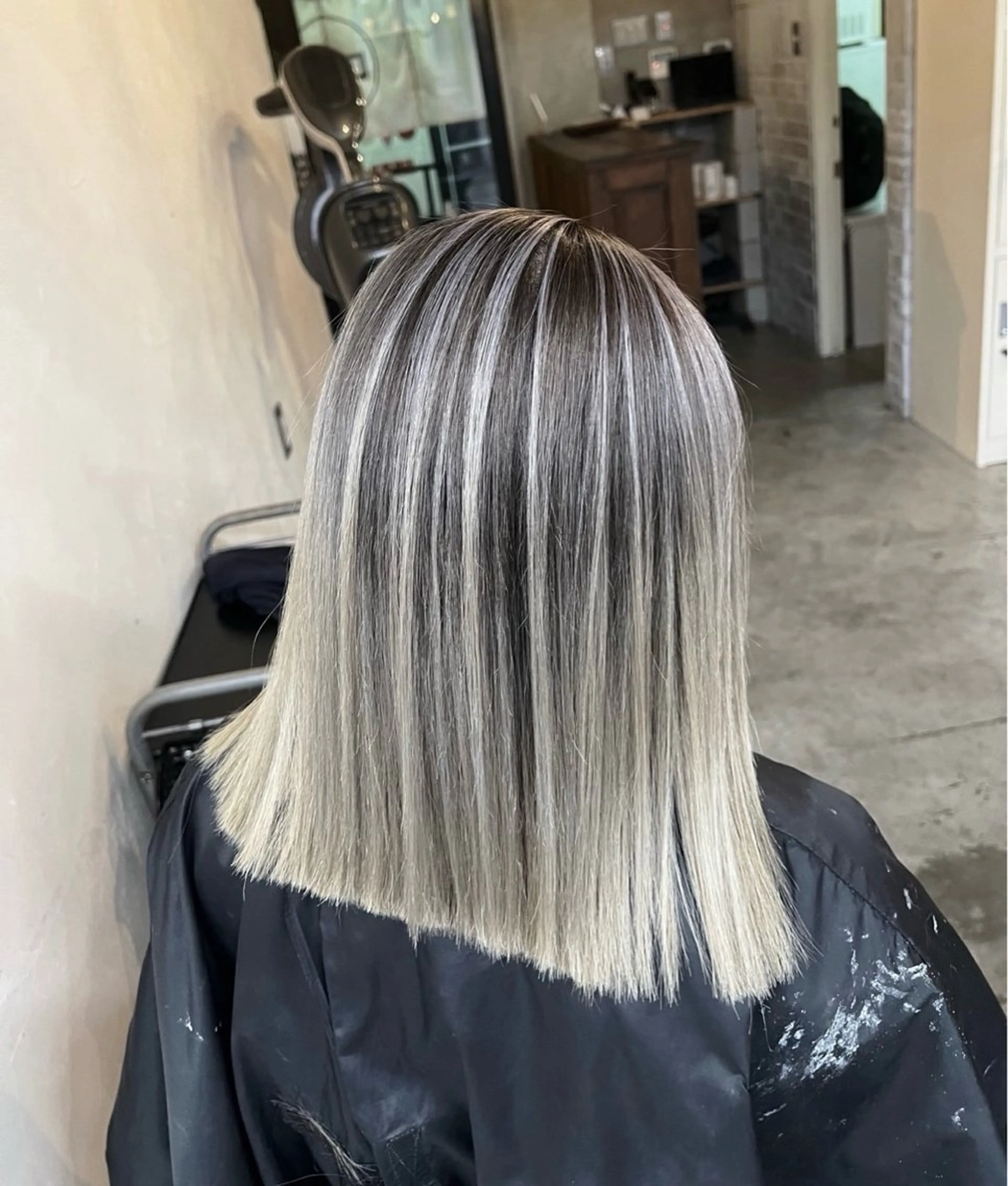 ショート カラー バレイヤージュ グレージュ レイヤーカット カット ヘアカラー トリートメント 指名数No.1 /NAOYAのヘアスタイル