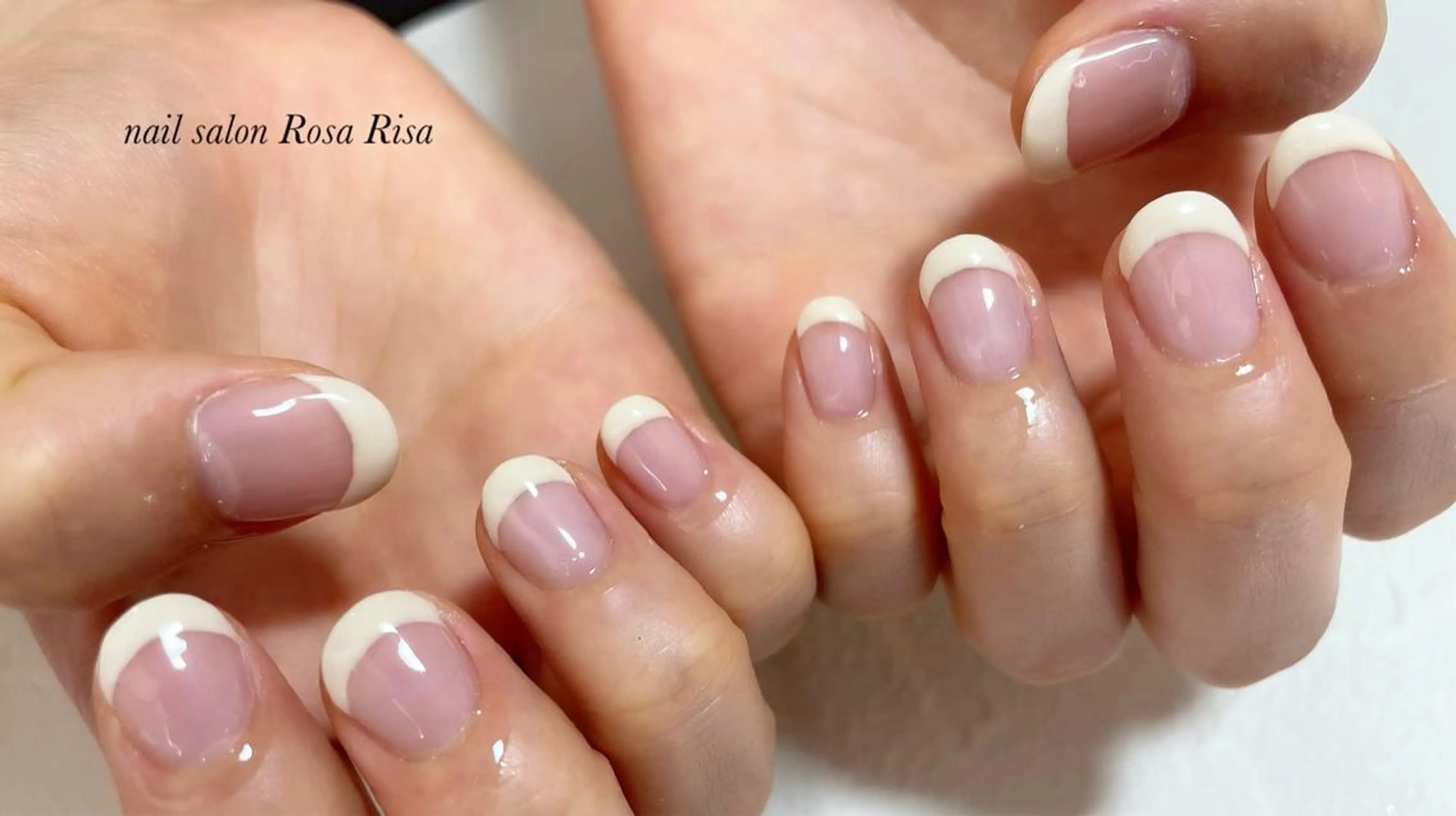 ショート ネイル フレンチネイル ネイルスタジオ シェイクユアハンズのネイルデザイン