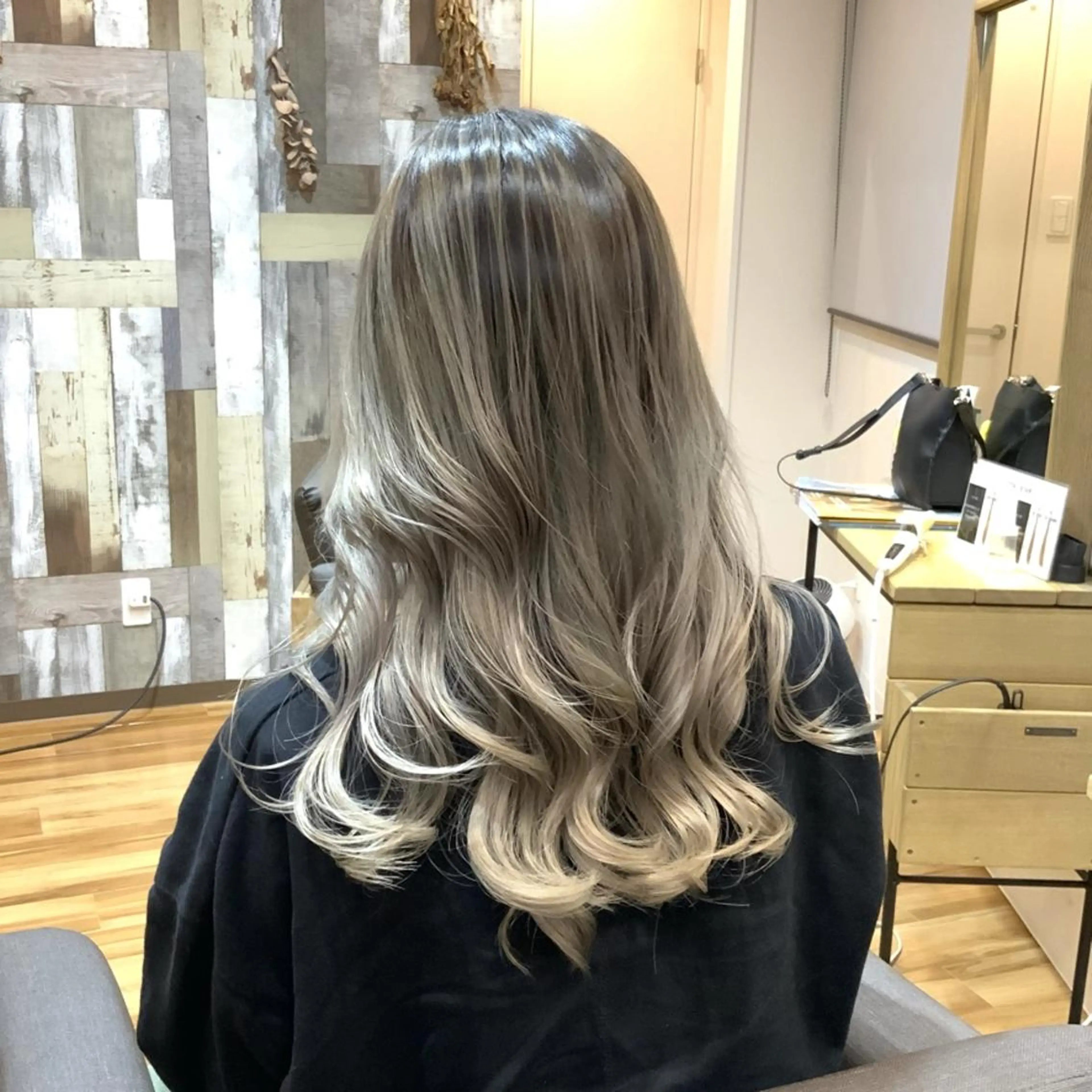 セミロング レイヤーカット 🍀favori🍀 kanekoのヘアスタイル