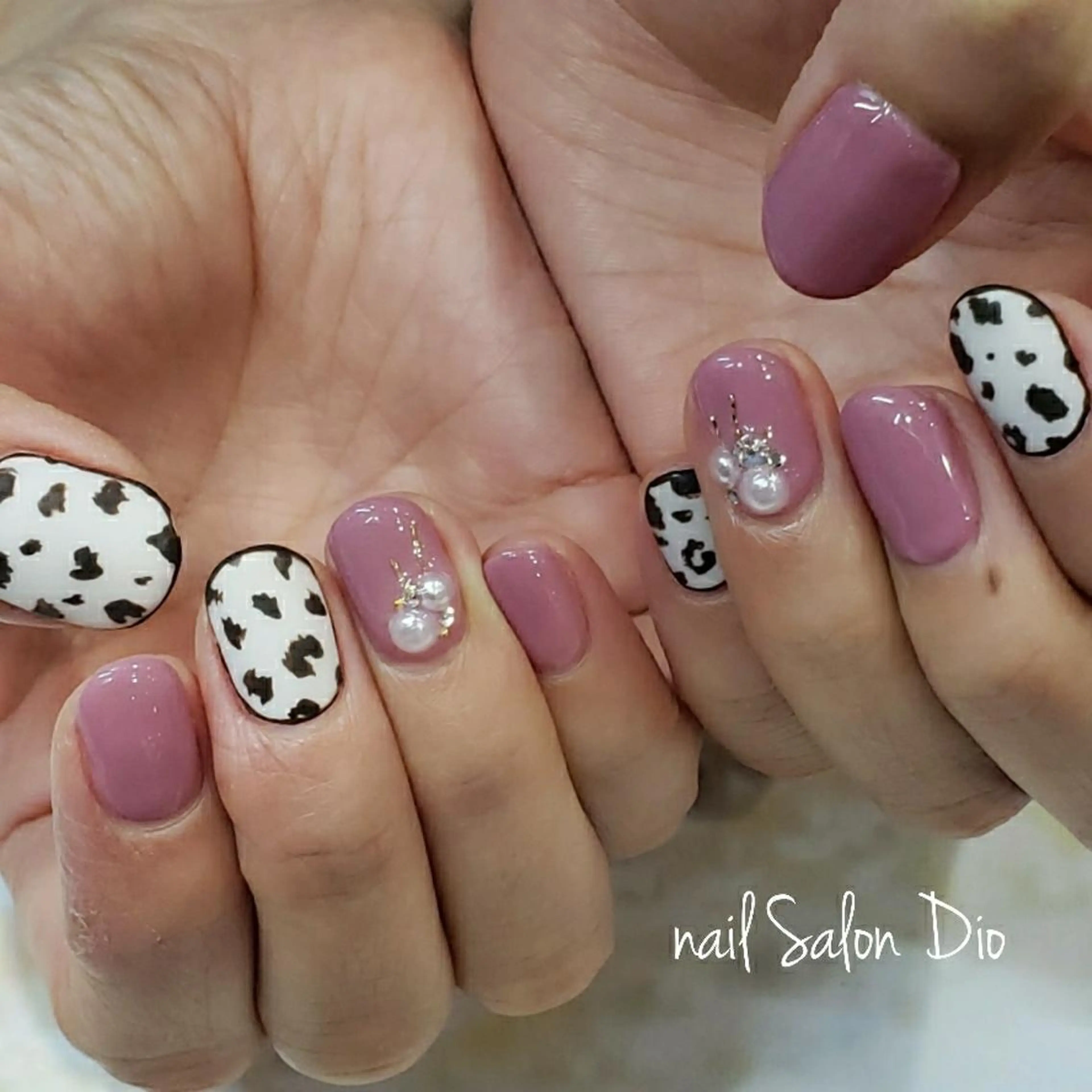 ネイル アニマル柄 Nail salon Dioのネイルデザイン