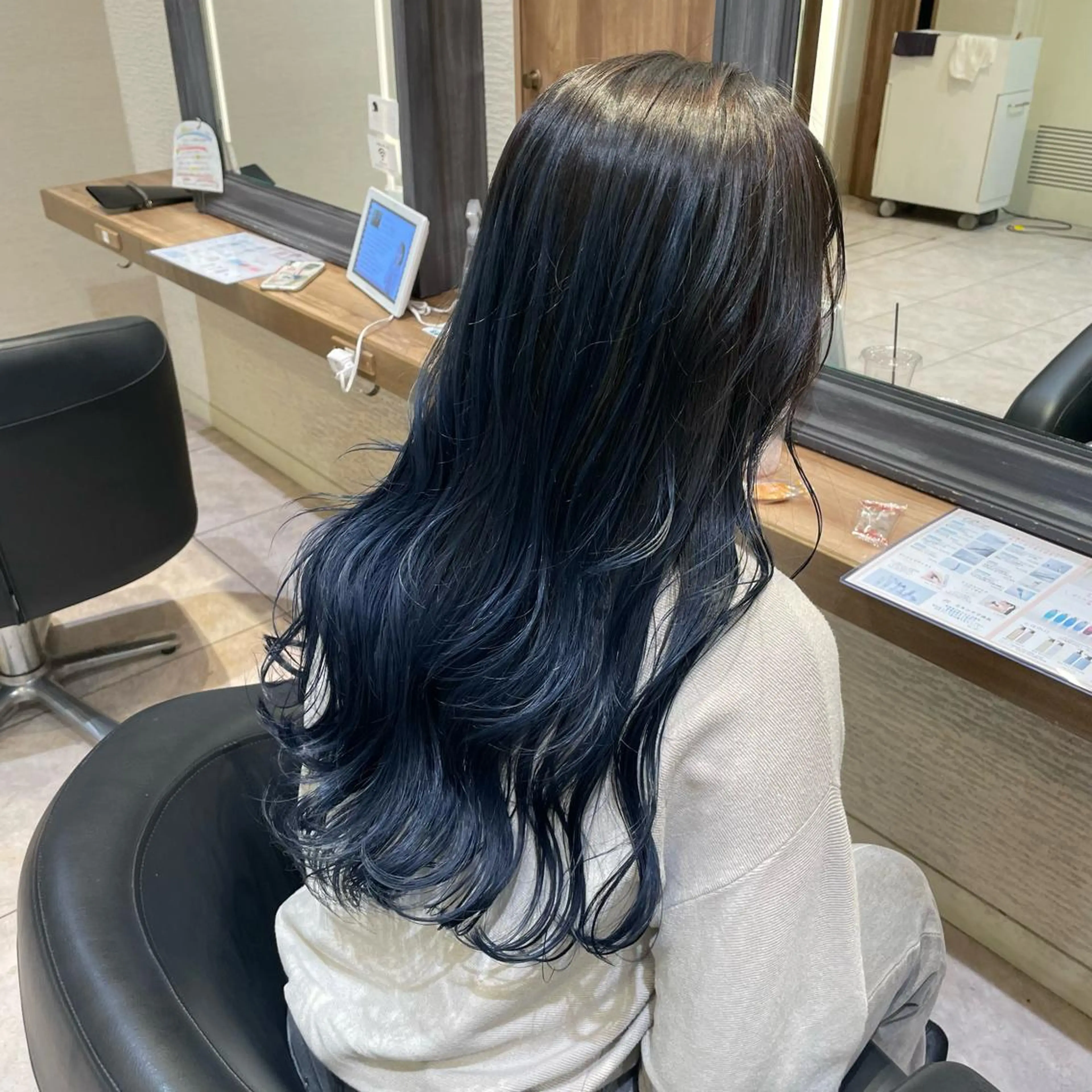 ロング カラー バレイヤージュ ブリーチ レイヤーカット トリートメント レイヤー/ハイトーン 🫧‪Erikaのヘアスタイル