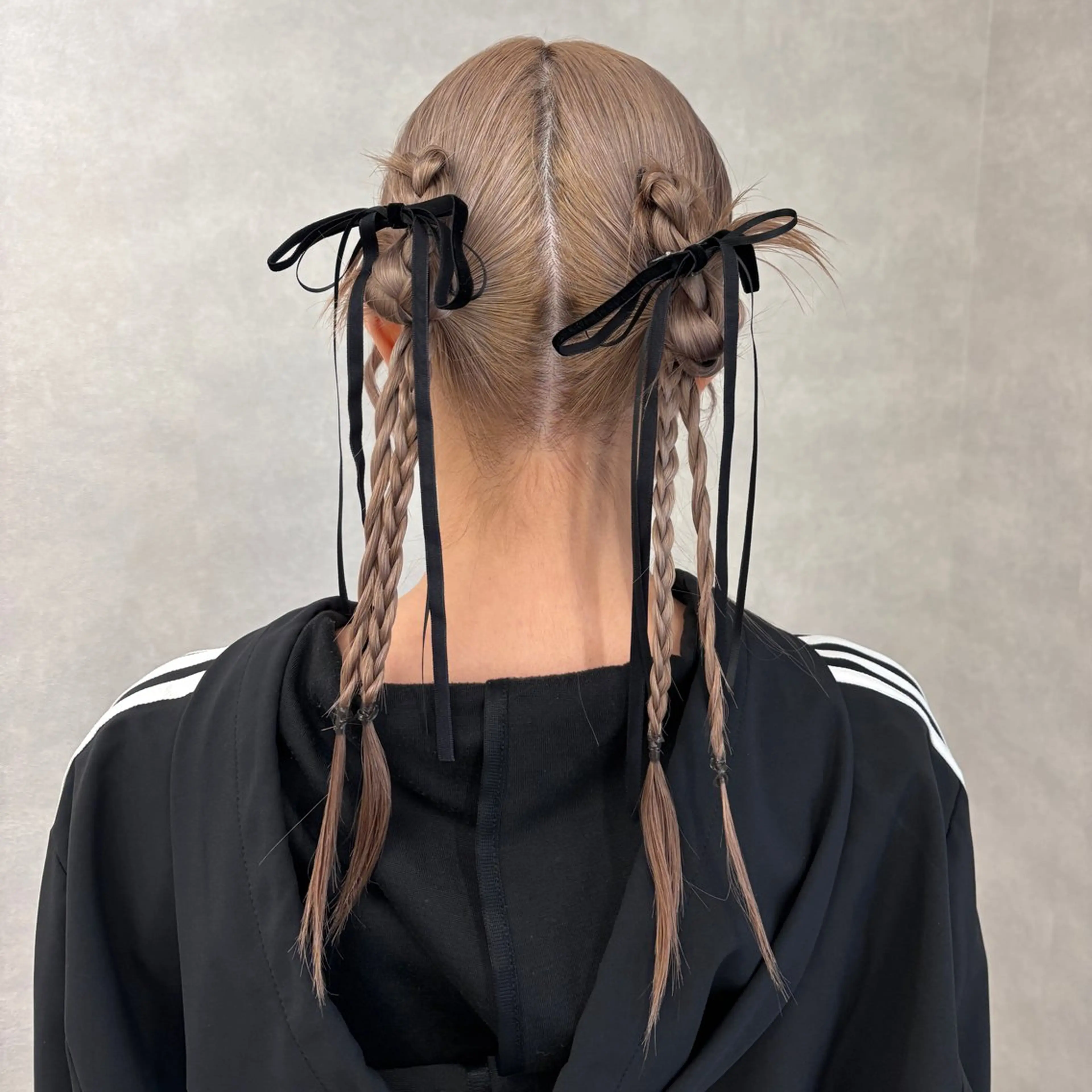 セミロング ヘアセット ピンクカラーアレンジ 🩷AYANA🩷のヘアスタイル