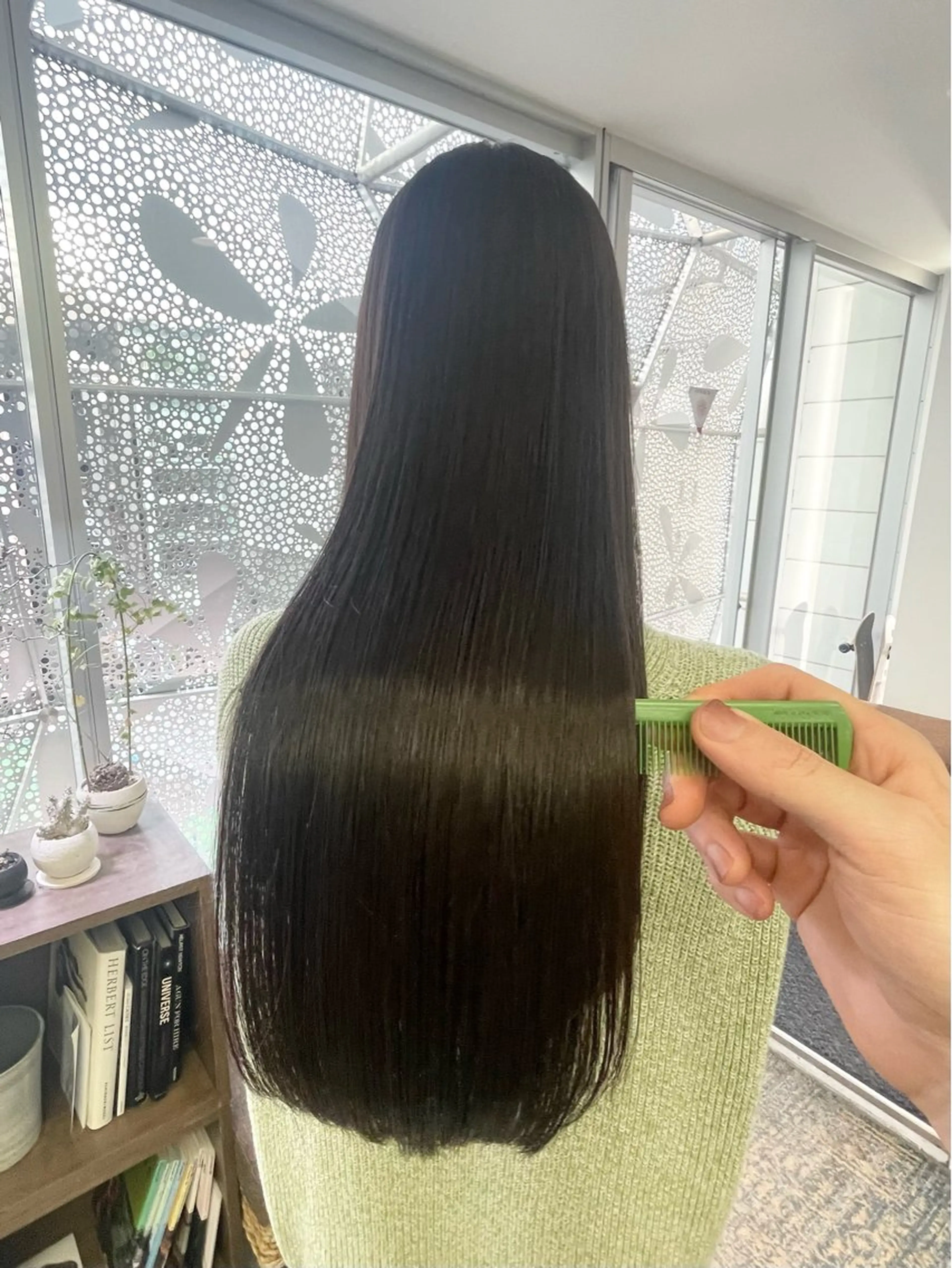 ロング カラー ブリーチ 髪質改善 縮毛矯正 トリートメント 酸熱トリートメント ヘアカラー トリートメント スズキジュンペイ 銀座/髪質改善のヘアスタイル