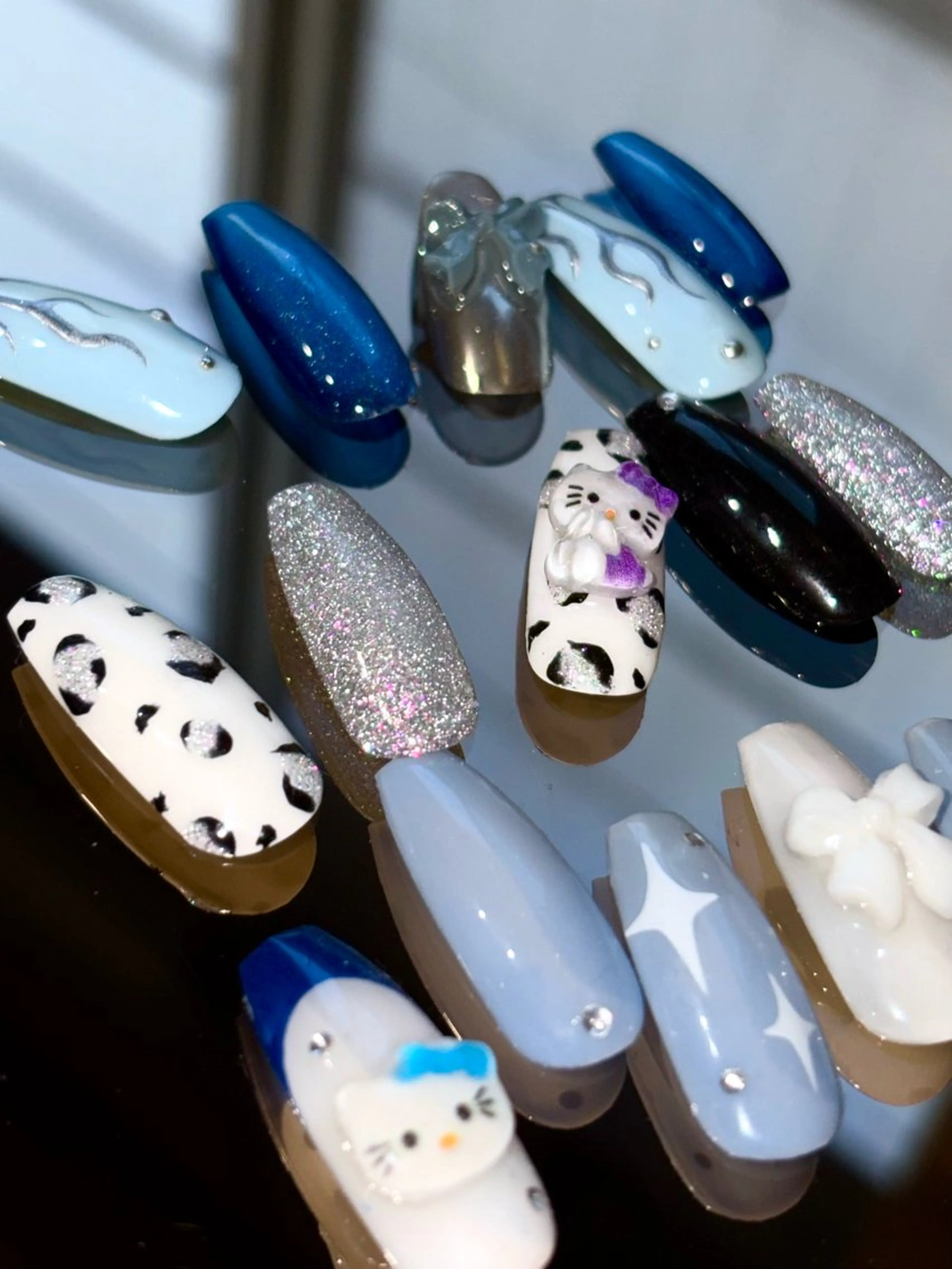 ネイル ハンドネイル リサ パラジェル認定サロンのネイルデザイン