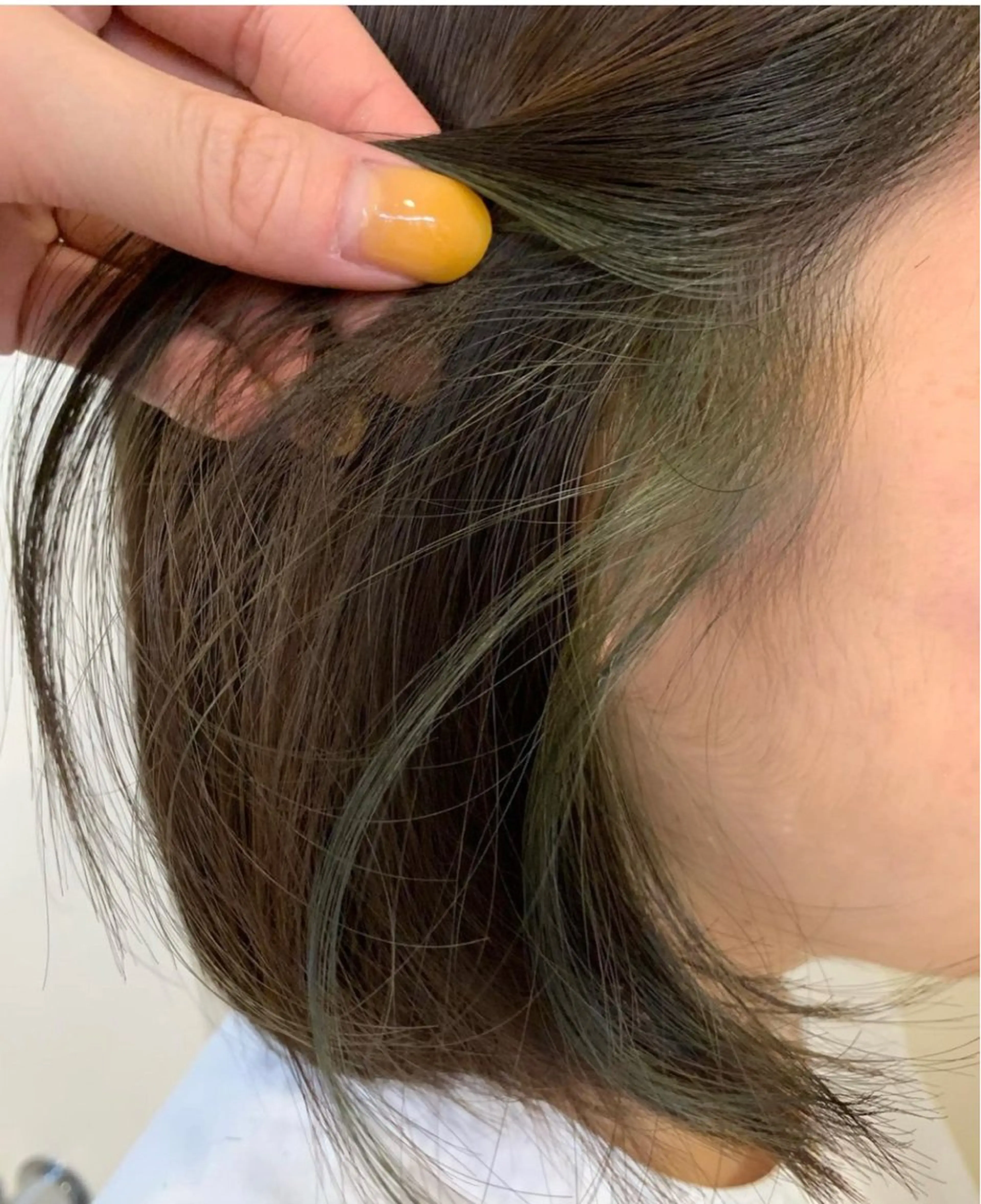 ショート カラー イヤリングカラー apica/ 菊地さら紗のヘアスタイル