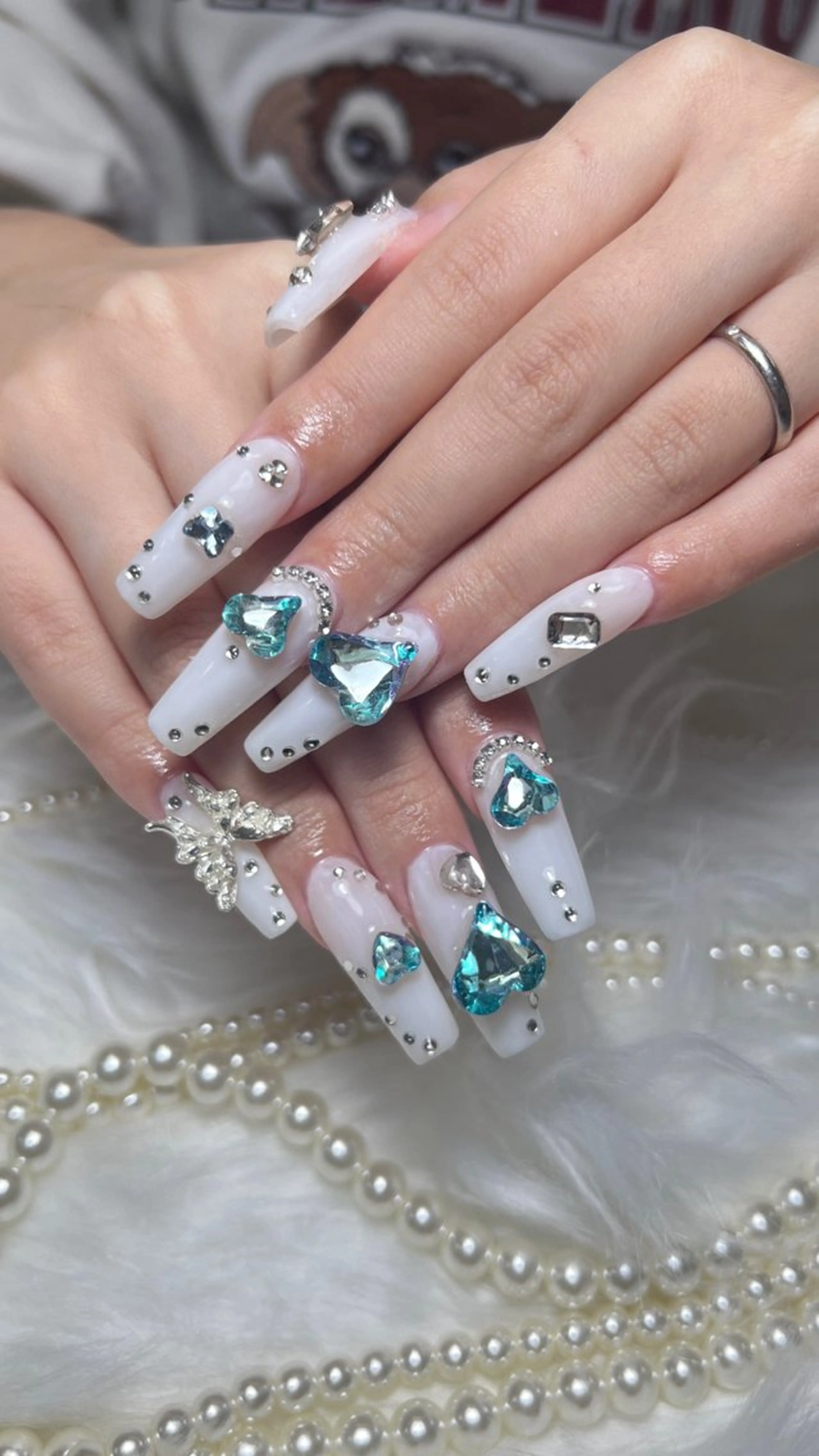 ネイル 長さ出し リボン スカルプネイル ワンホンネイル Moa nailのネイルデザイン