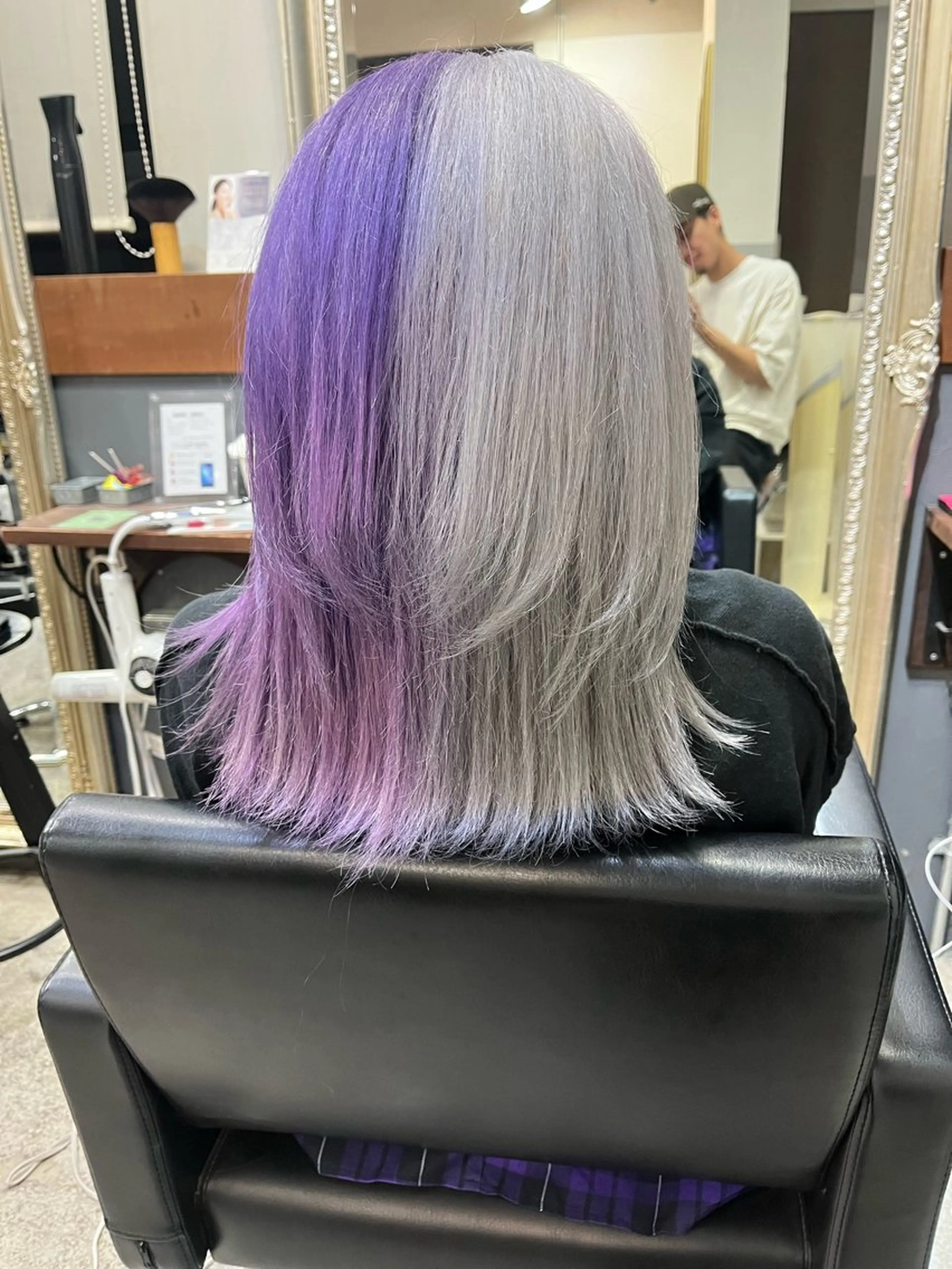 ミディアム カラー ヘアアレンジ パープルカラー ヘアカラー 東 寛道のヘアスタイル