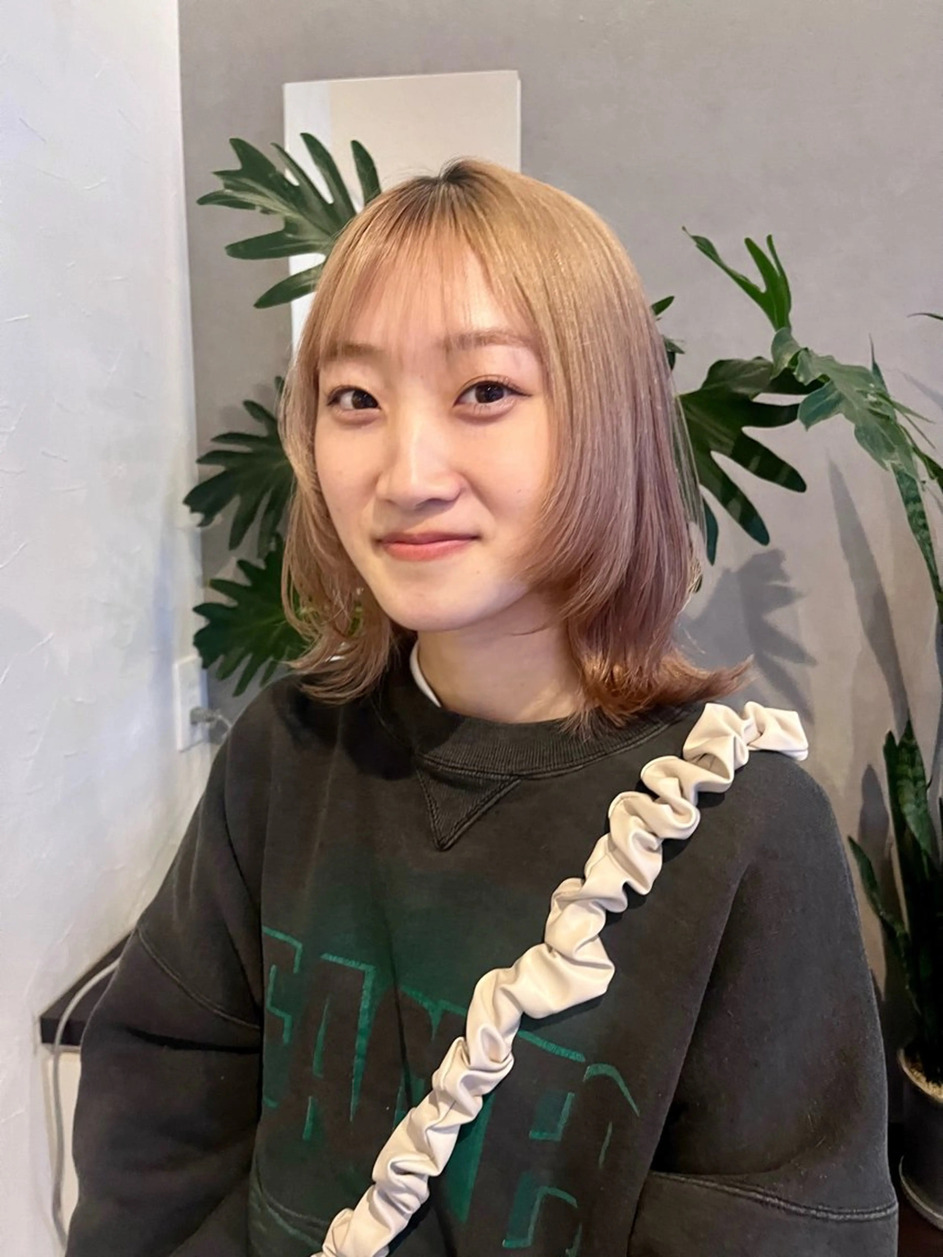 ミディアム カラー 柔らかい艶暖色 レイヤー🫧姫汝のヘアスタイル