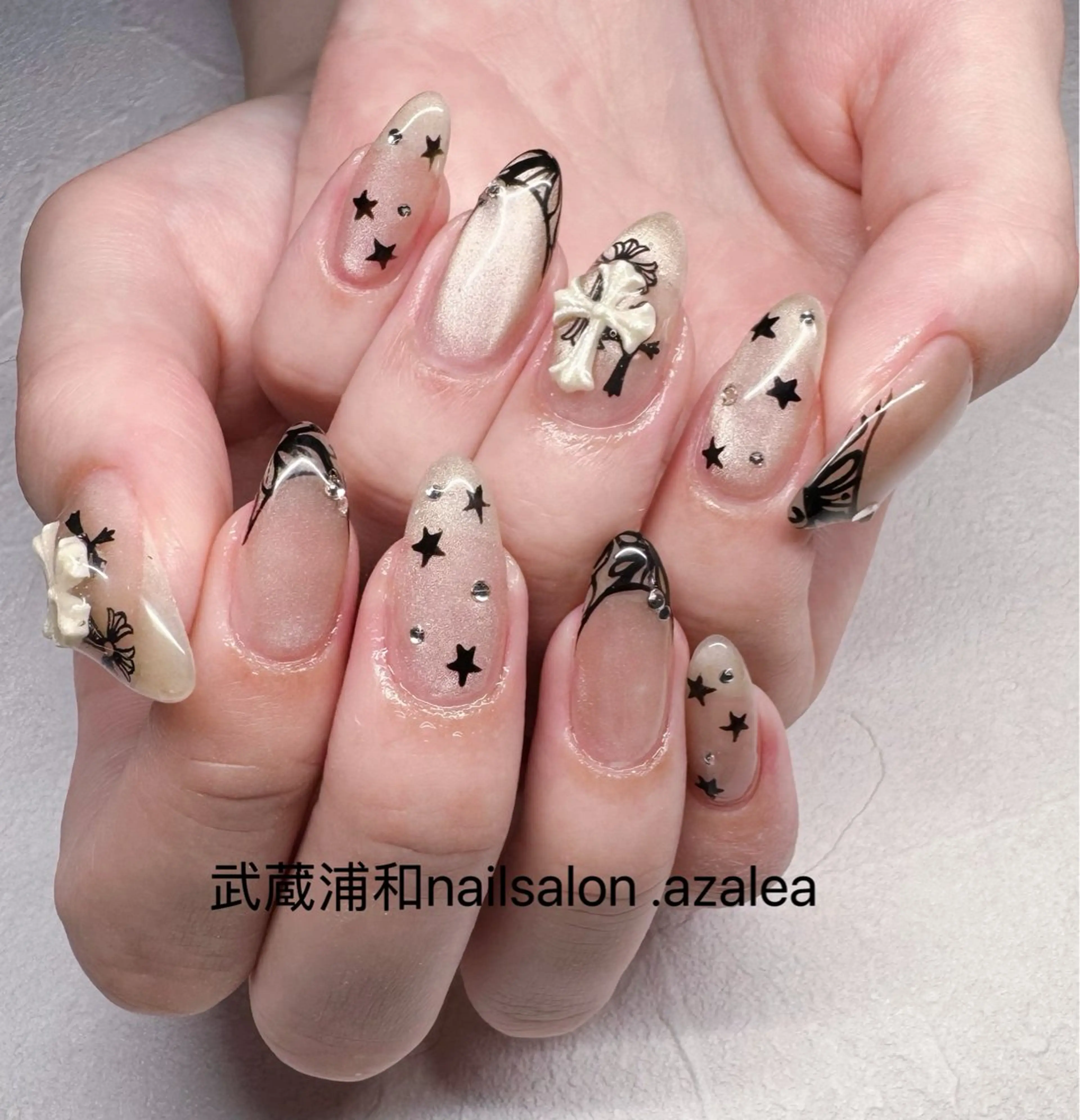 ネイル ハンドネイル R inのネイルデザイン