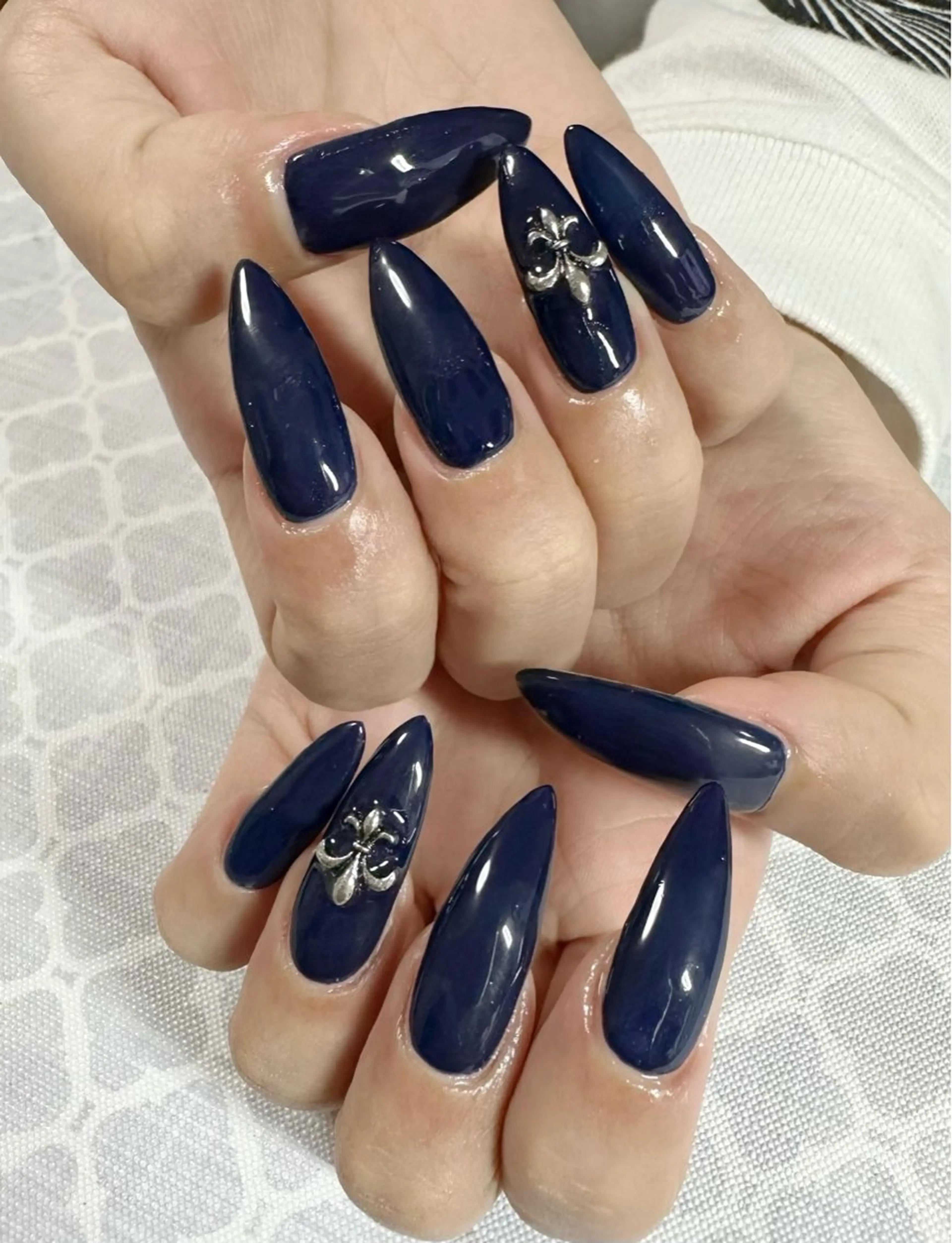 ネイル ワンカラーネイル ハンドネイル フットネイル ejiri harukaのマツエク・マツパデザイン