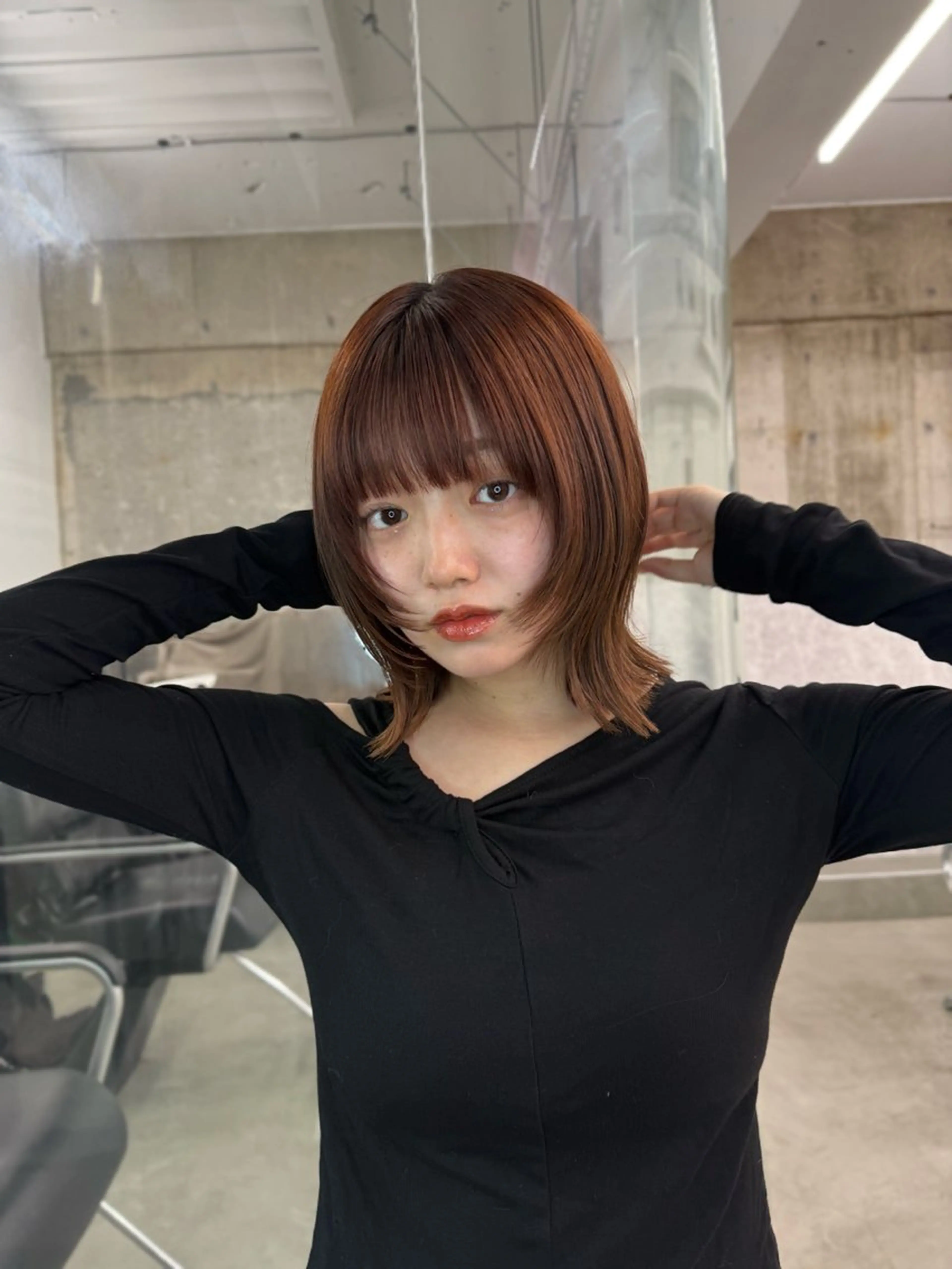 ミディアム ボブ 顔まわりレイヤー レイヤーカット 外ハネヘア カット ヘアカラー トリートメント 髪質改善×ブリーチ なしカラー/桃愛のヘアスタイル