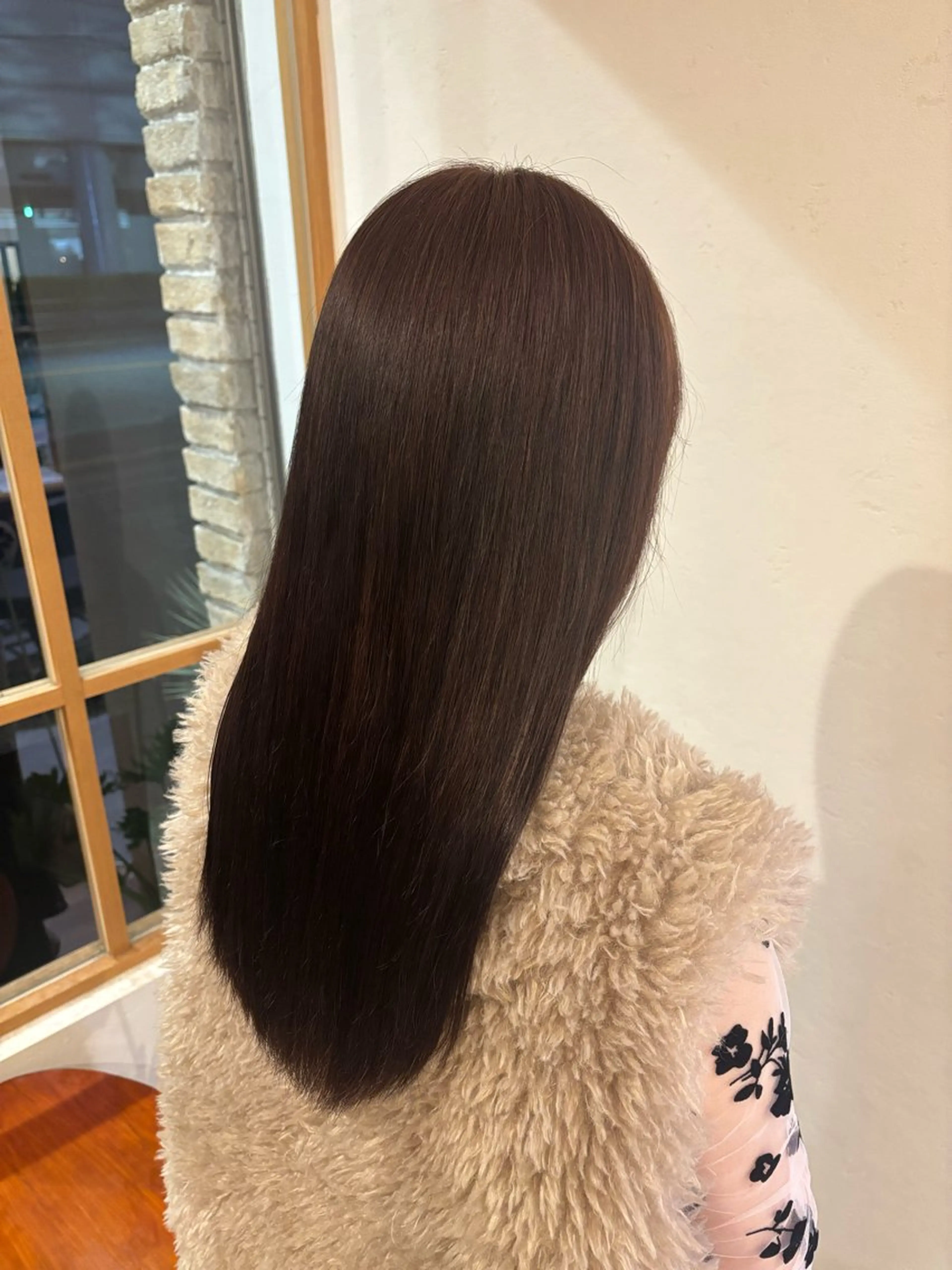 カラー ブラウンカラー 永山 日菜のヘアスタイル
