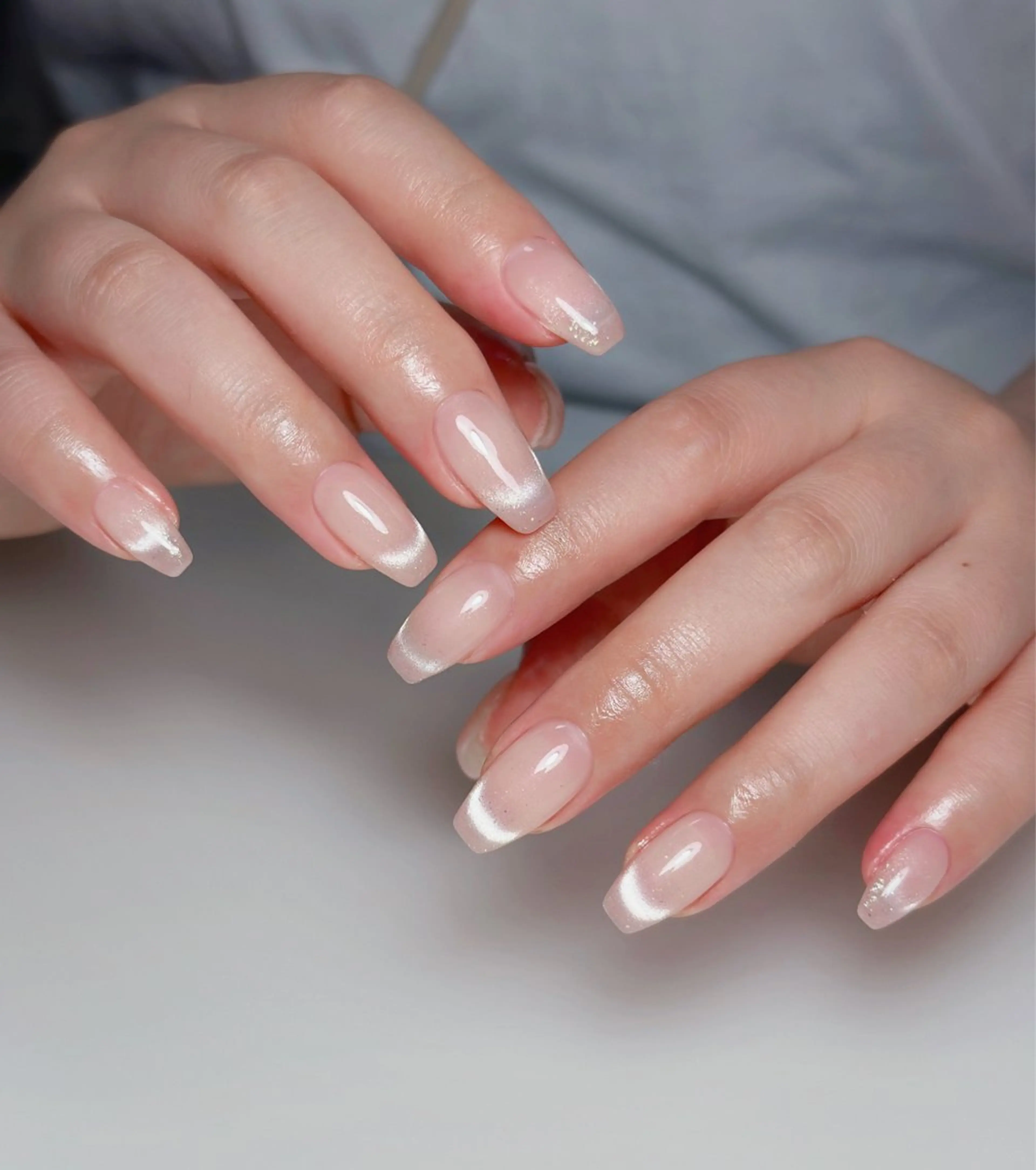 ネイル オーロラネイル 長さ出し フットネイル 韓国ネイル ラメ(グリッター) ハンドネイル 👍thumbs up nail👍のネイルデザイン