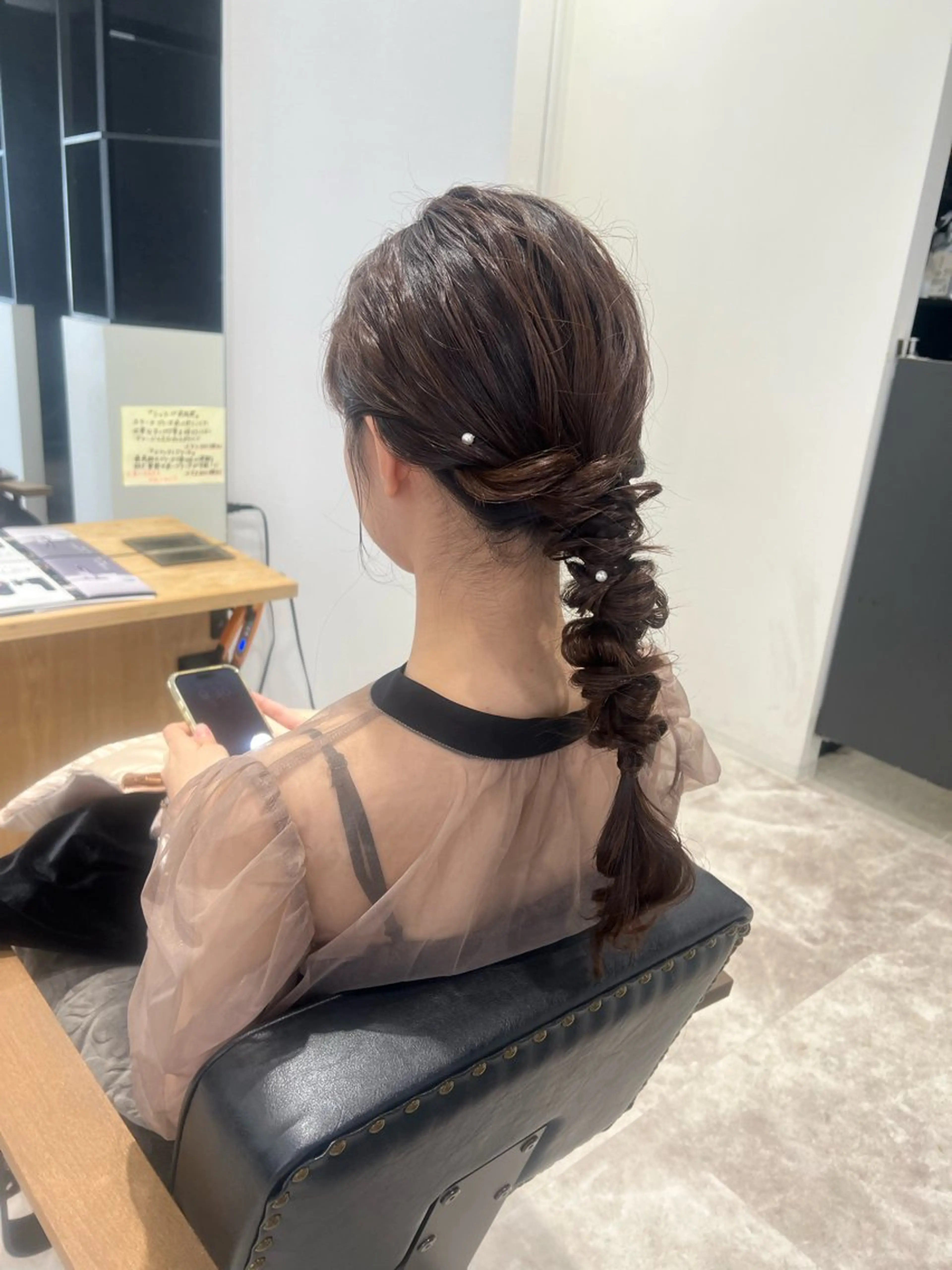 ロング ヘアアレンジ 黒阪 なみのヘアスタイル