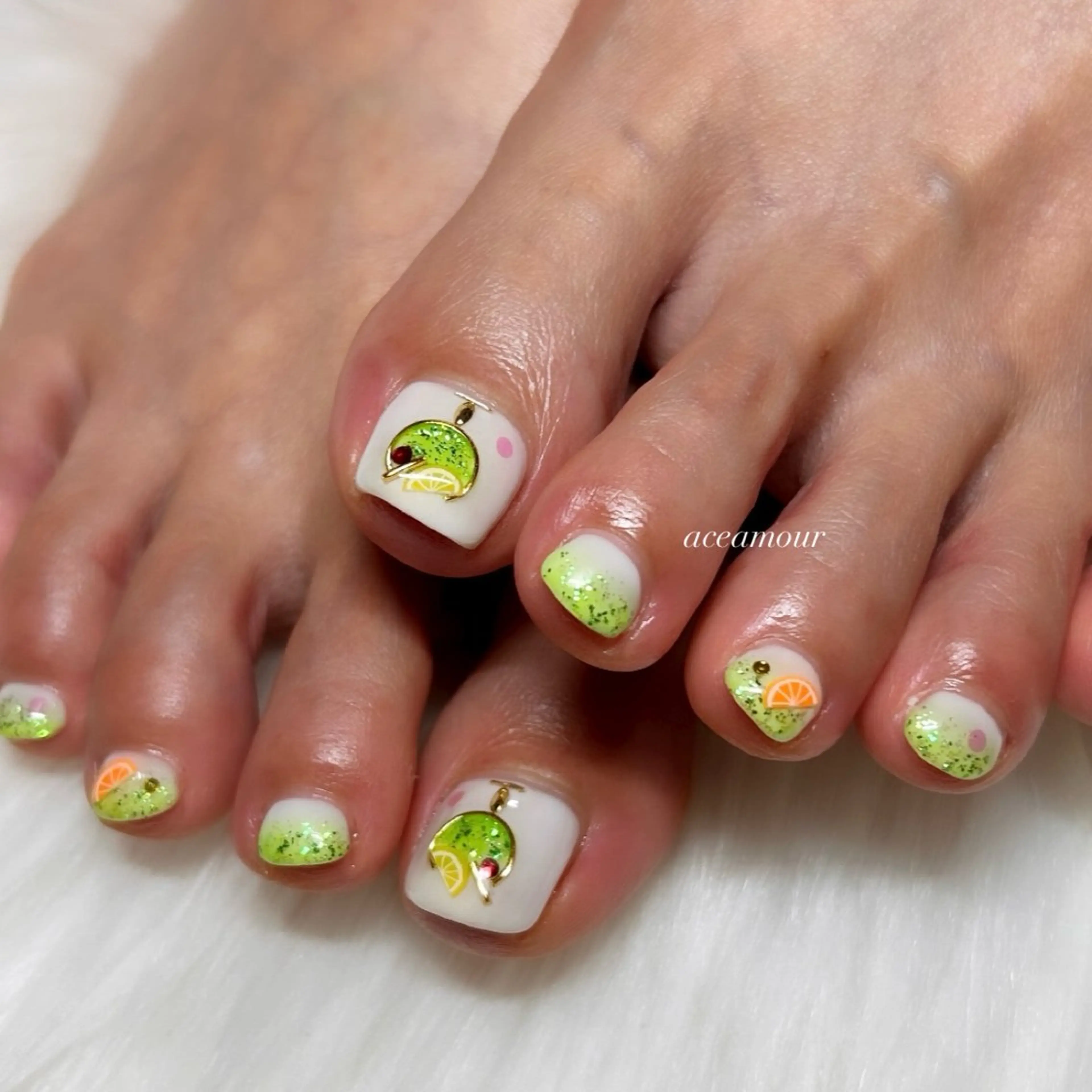 ネイル ラメ(グリッター) 持ち込み ネイル/耳つぼ /新ホワイトニングのネイルデザイン