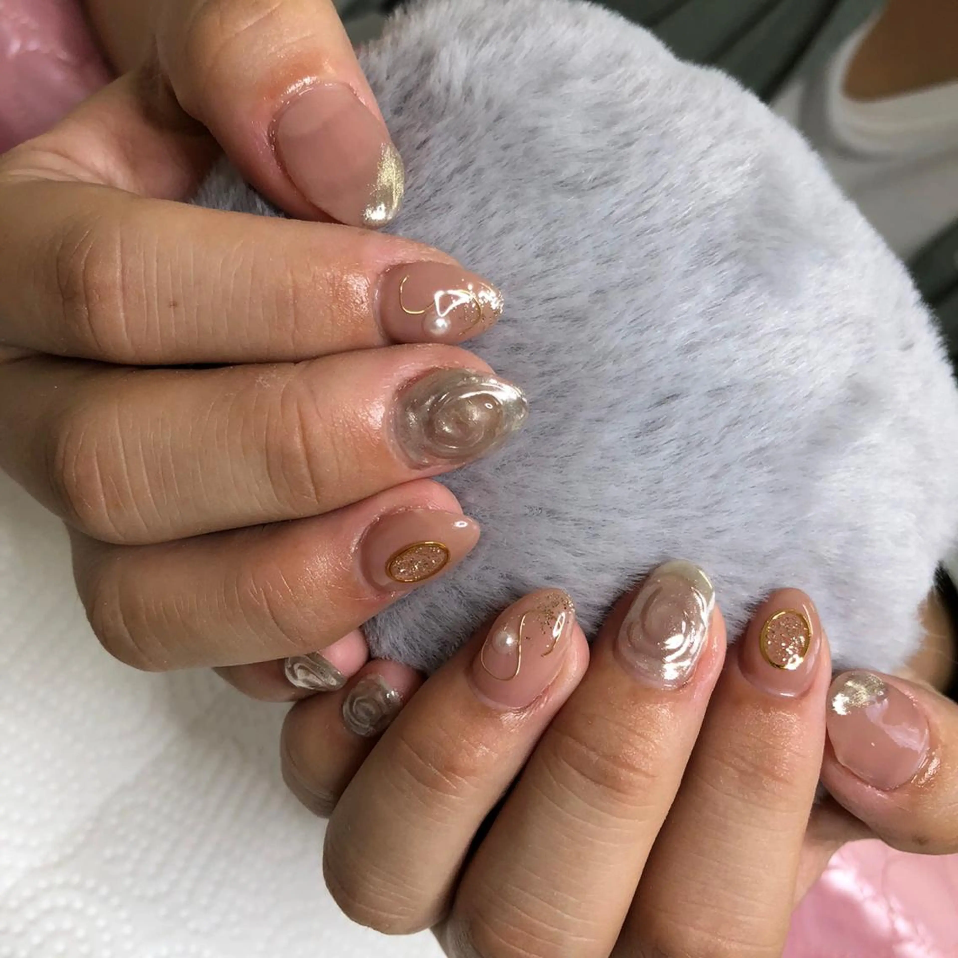ネイル ハンドネイル フットネイル Nailsalon uluのネイルデザイン