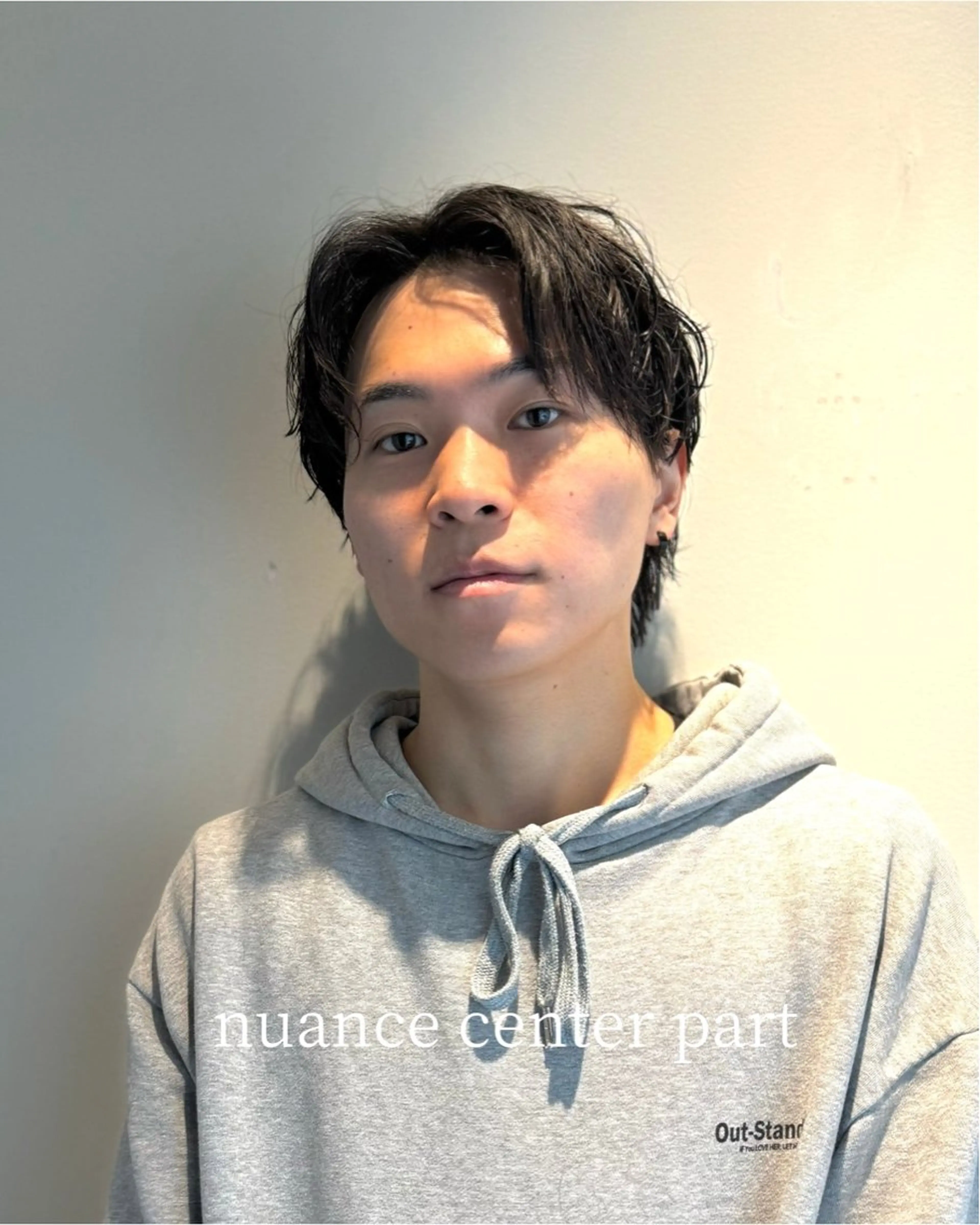 パーマ メンズ センターパート メンズパーマ 刈り上げ ニュアンスパーマ カット メンズ特化 丸山 航輝のヘアスタイル