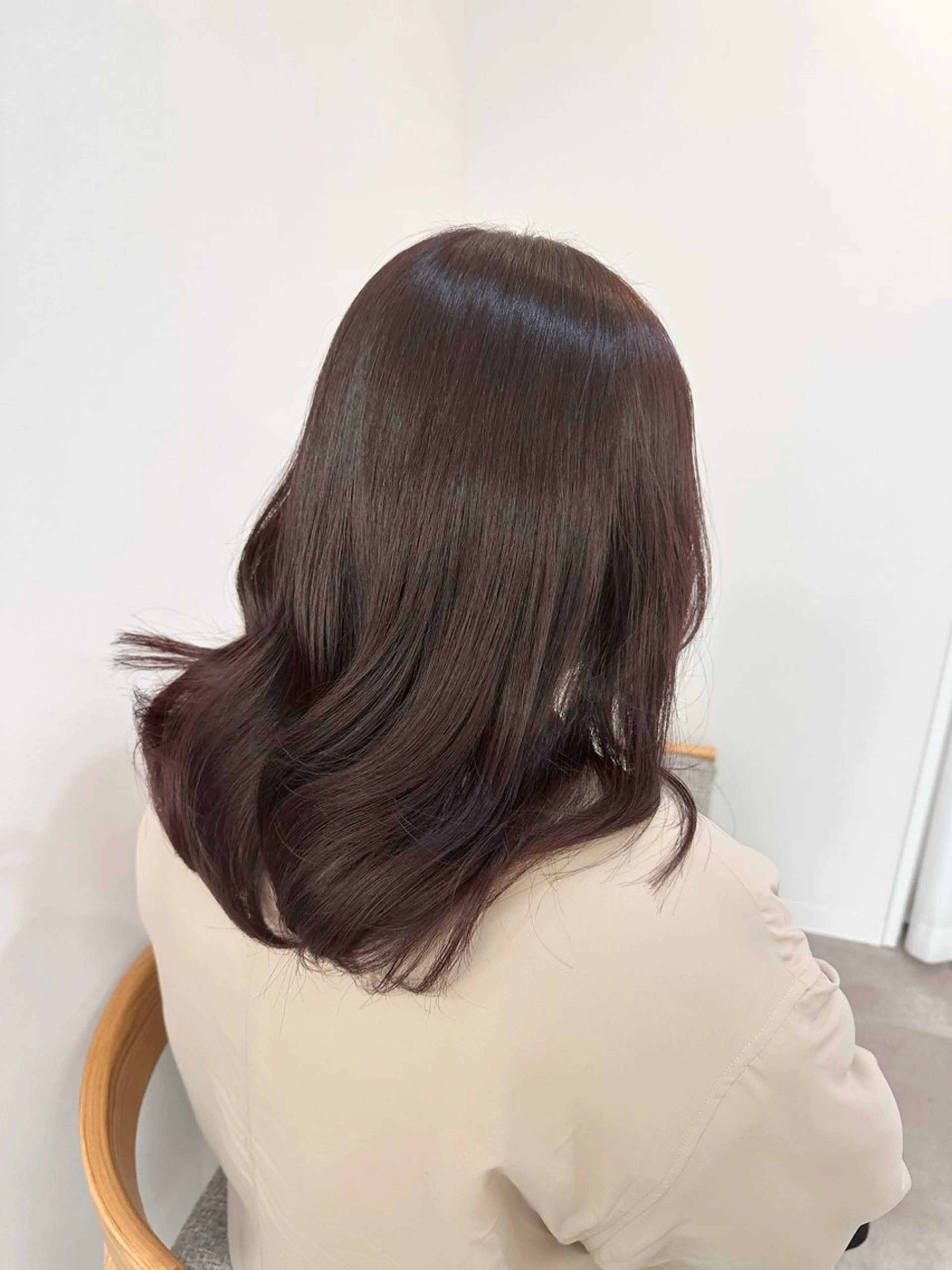 ミディアム カラー 透明感カラー レッドカラー レイヤーカット ローレイヤー ヘアカラー トリートメント まるみショート/ ボブ/hinaのヘアスタイル