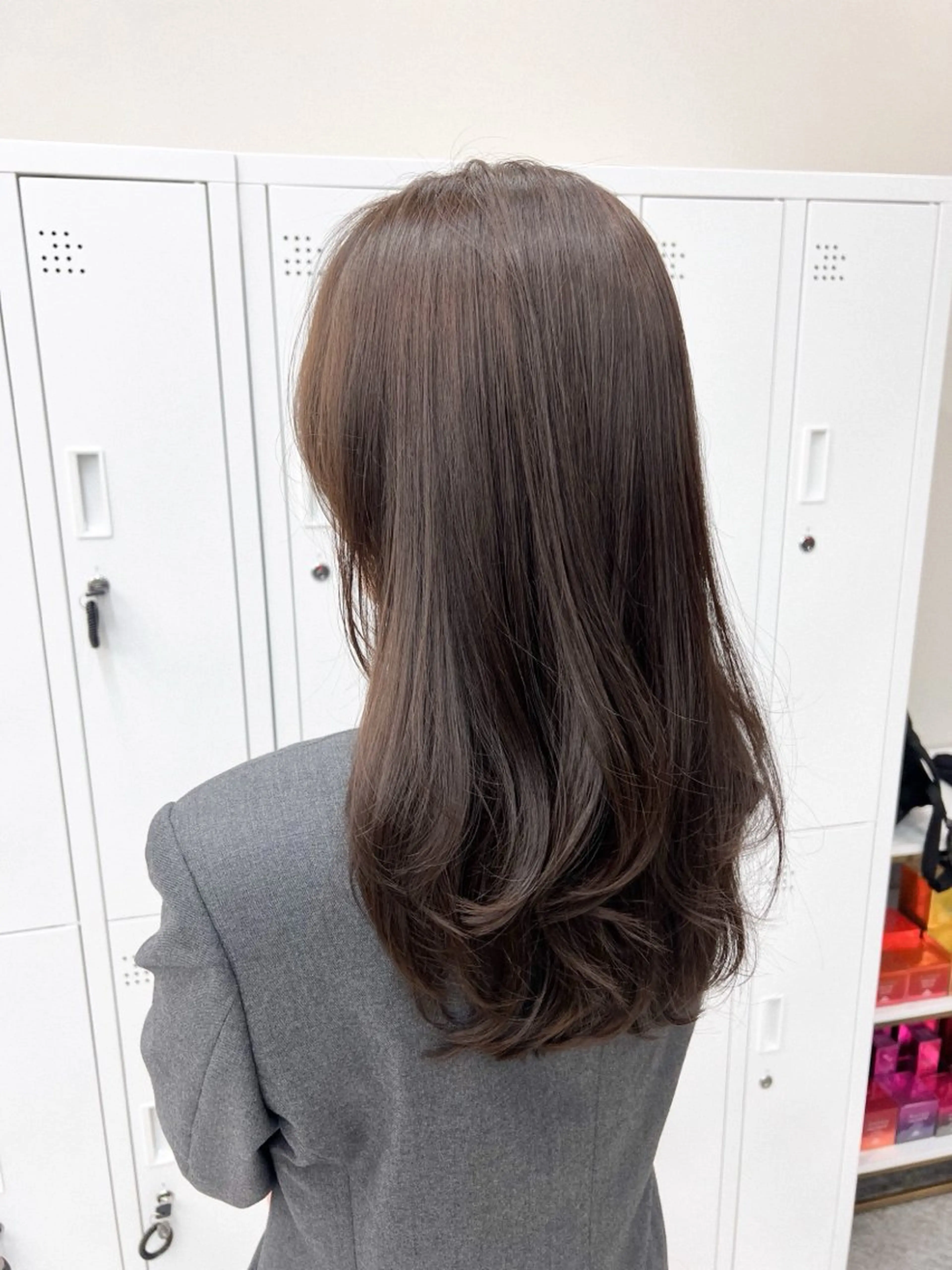 ロング カラー ヘアカラー ヘッドスパ 縮毛メンズカット モデル募集レオンのヘアスタイル