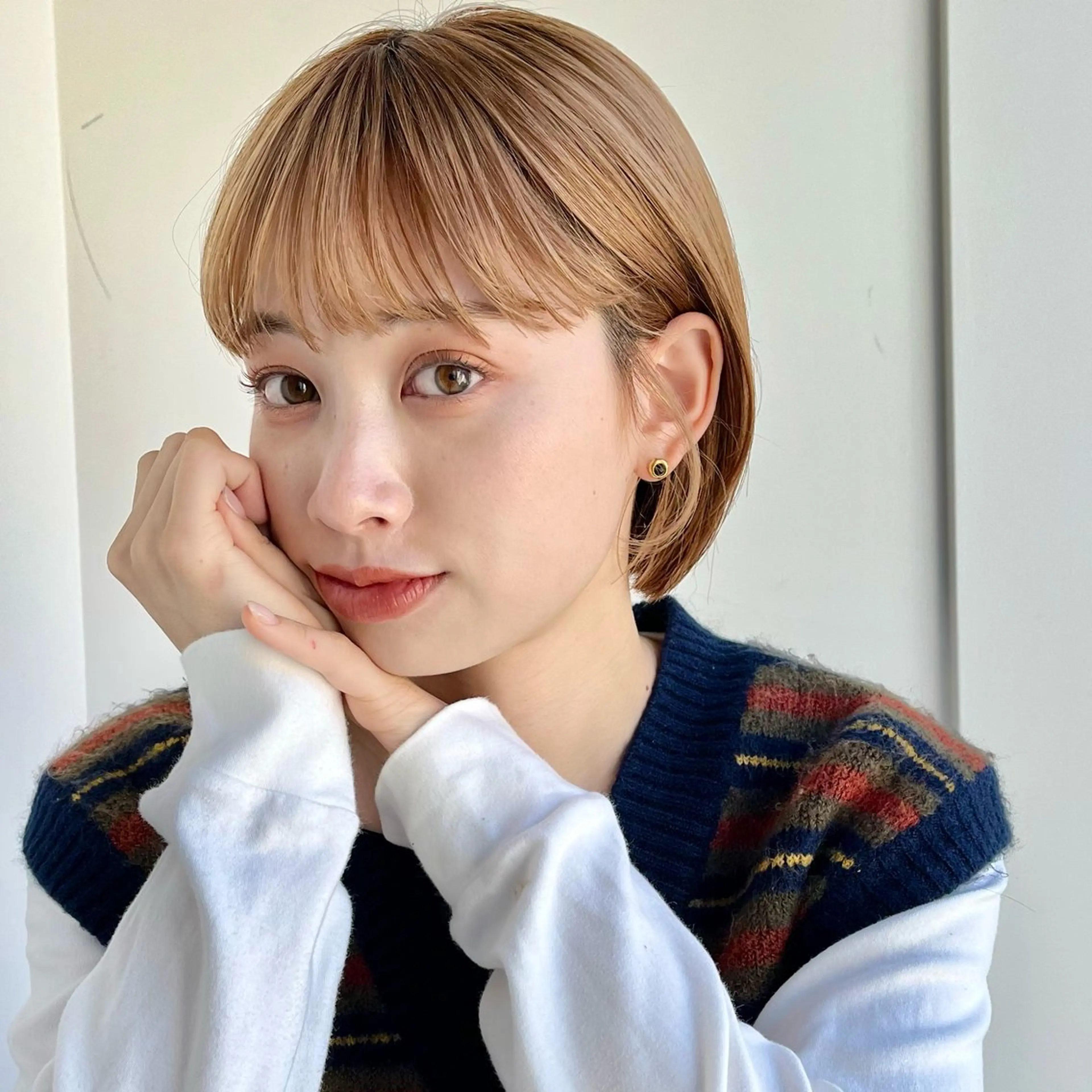 ショート ショートボブ ボブ ショートヘア あやめ【顔まわり/レ イヤー/柔らかカラ】のヘアスタイル