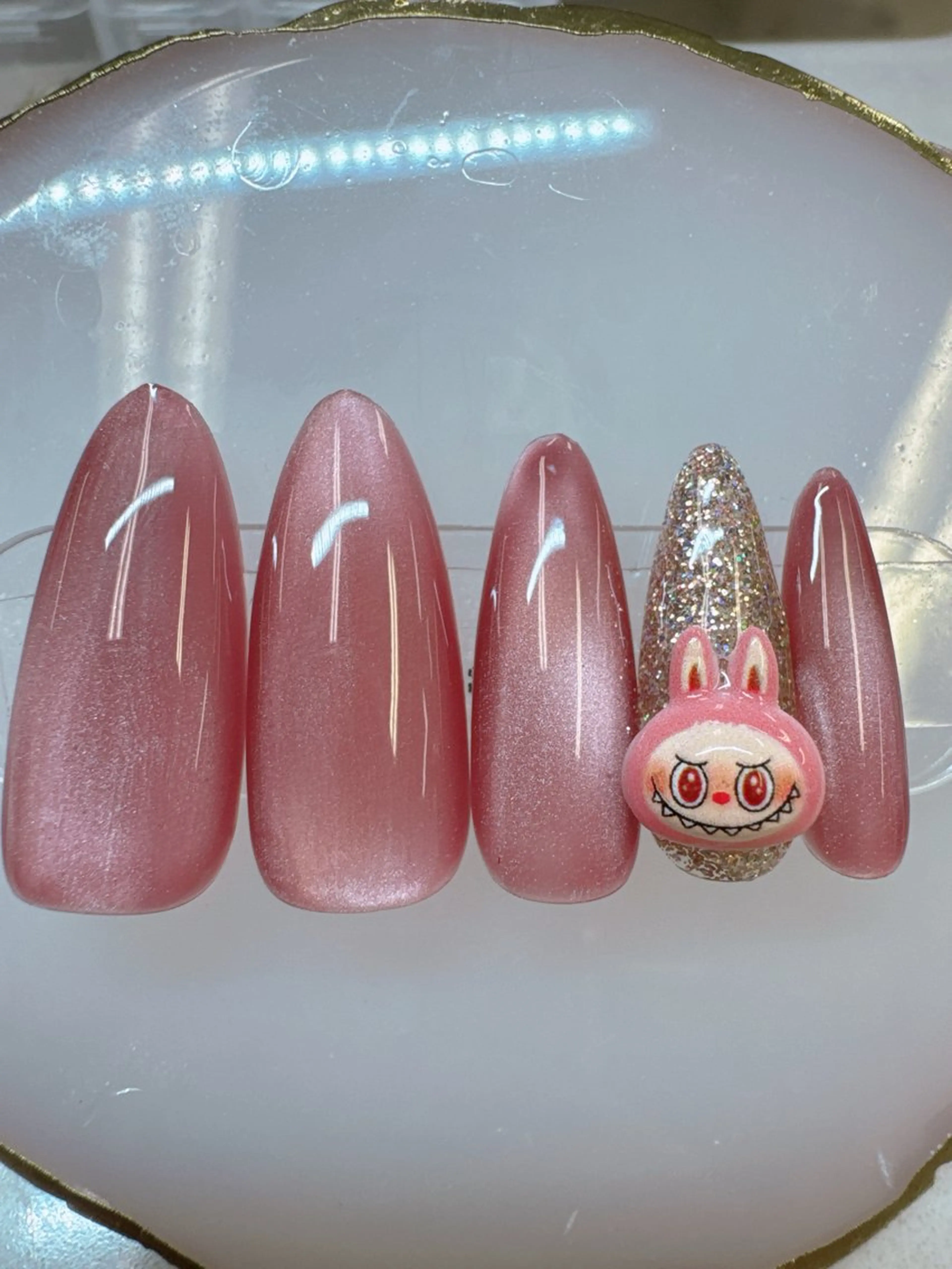 ネイル ジェルネイル マグネットネイル パラジェル ハンドネイル Queeens nailのネイルデザイン