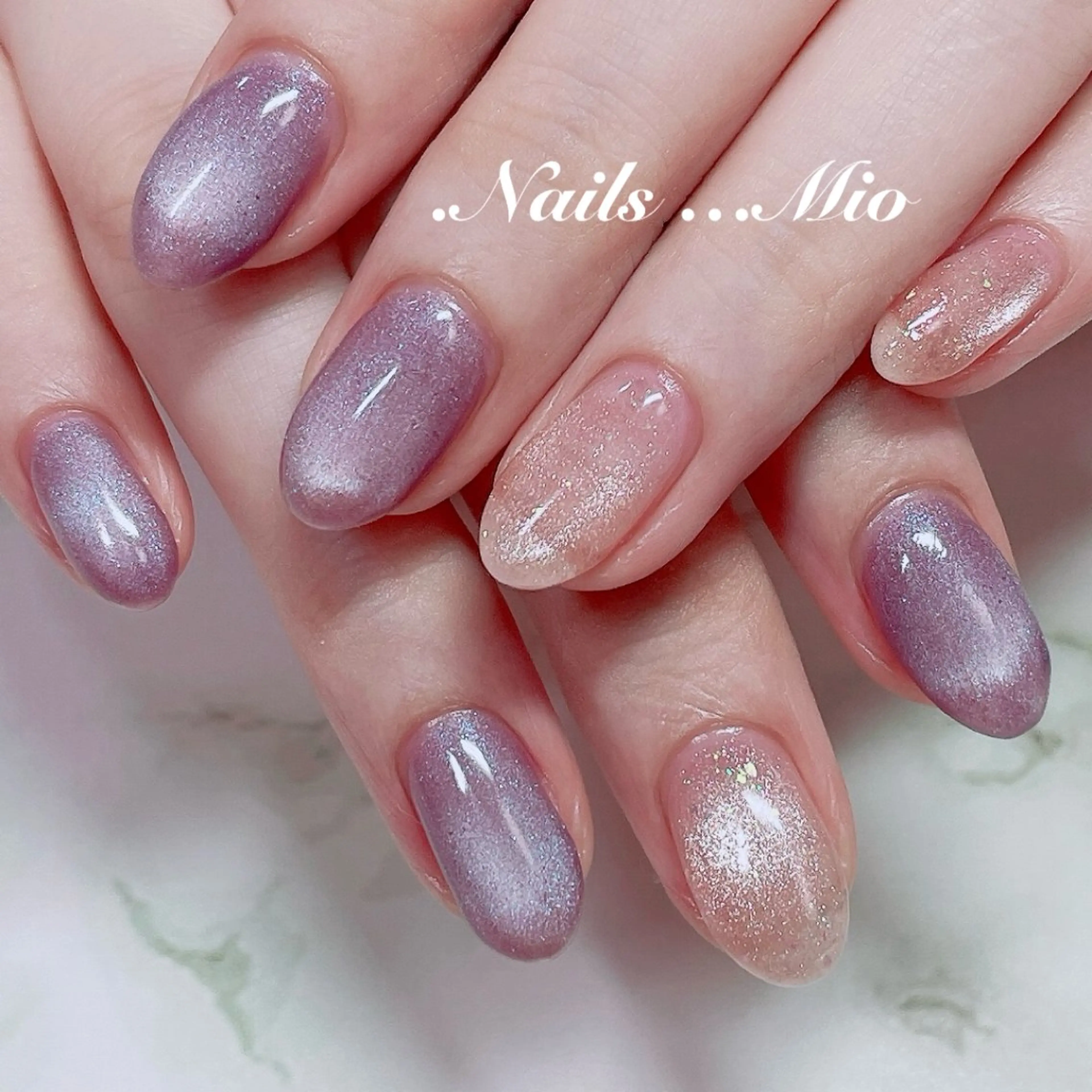 ネイル ジェルネイル マグネットネイル 赤色 .Nails Mio 赤羽西ネイルサロンのネイルデザイン