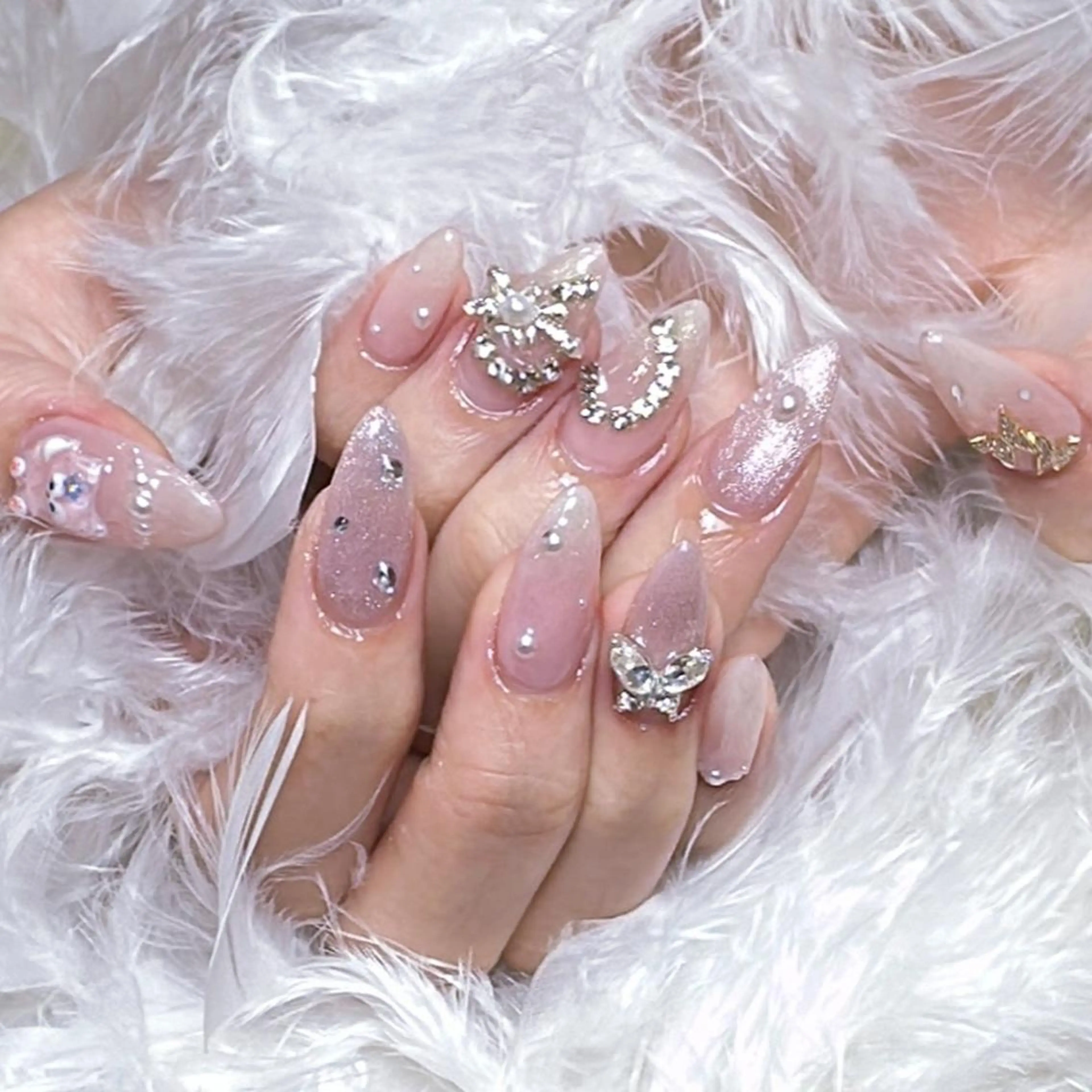 ネイル リナ 💅のネイルデザイン