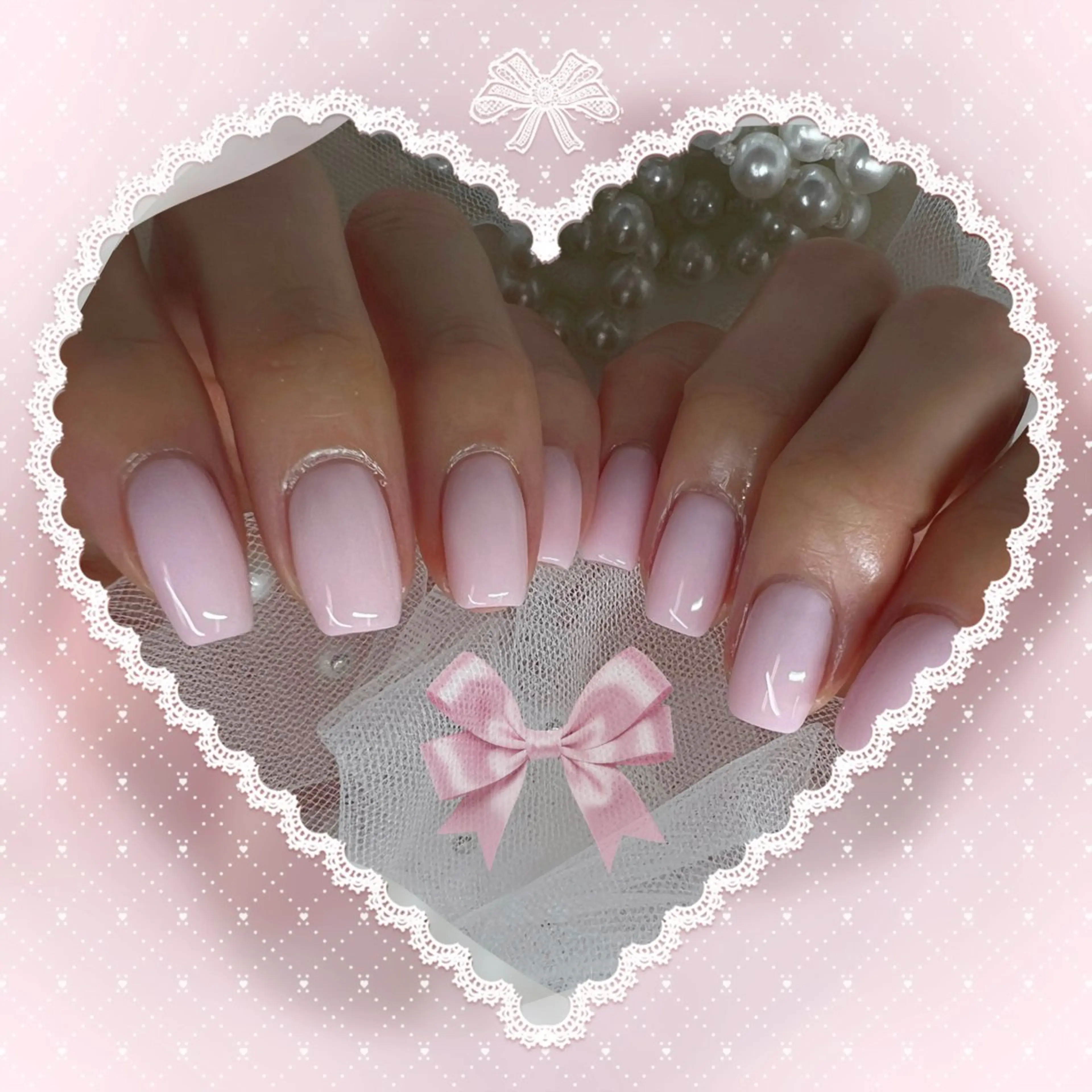 ネイル チークネイル フレンチネイル ガーリー ガラスフレンチ グラデーション ハンドネイル ハンドケア Chill Nailsalonのネイルデザイン