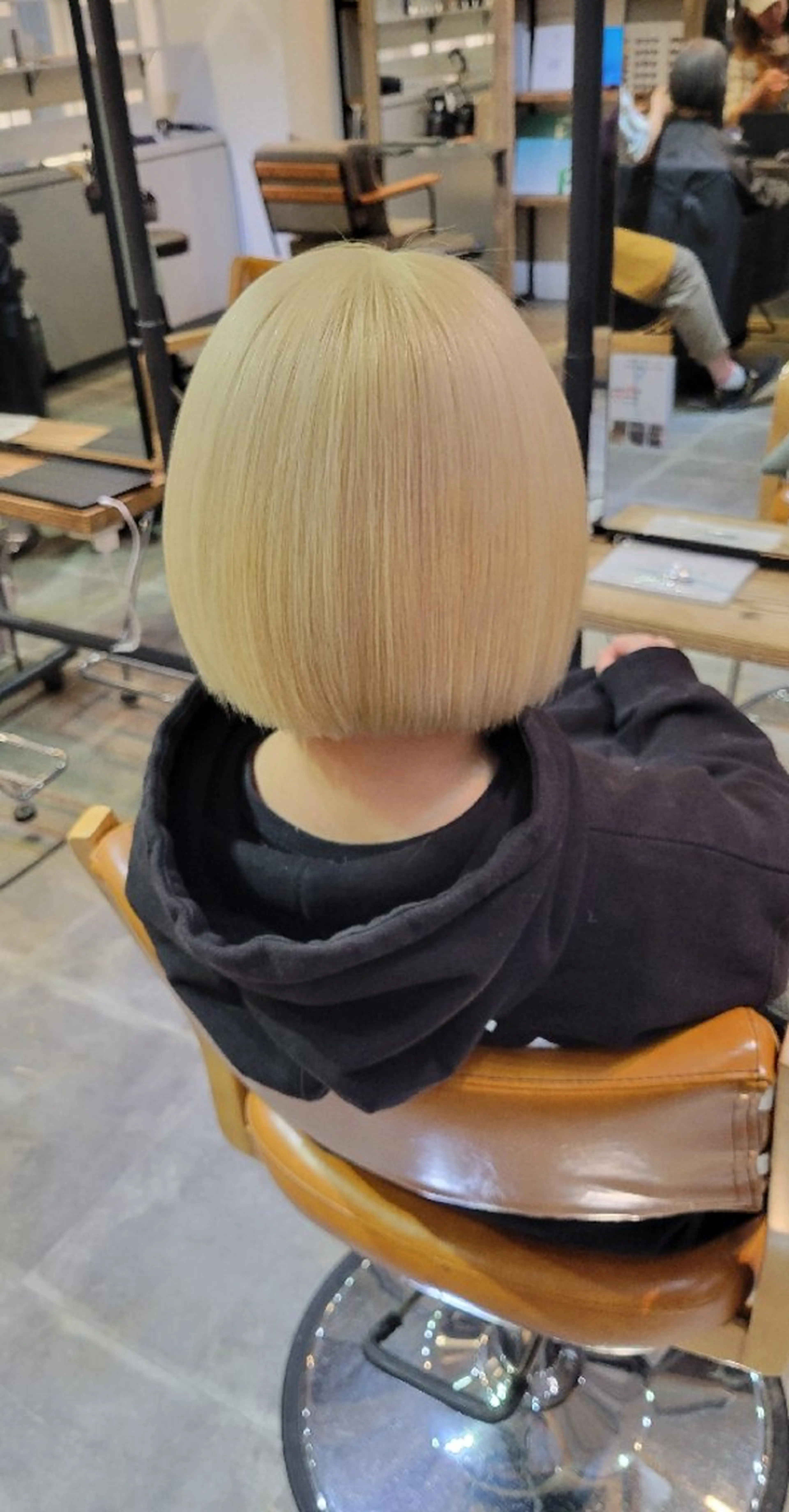 【ケアブリーチ】ダブルカラー 🌈  （ケアブリーチ十ヘアカラ ー）の写真