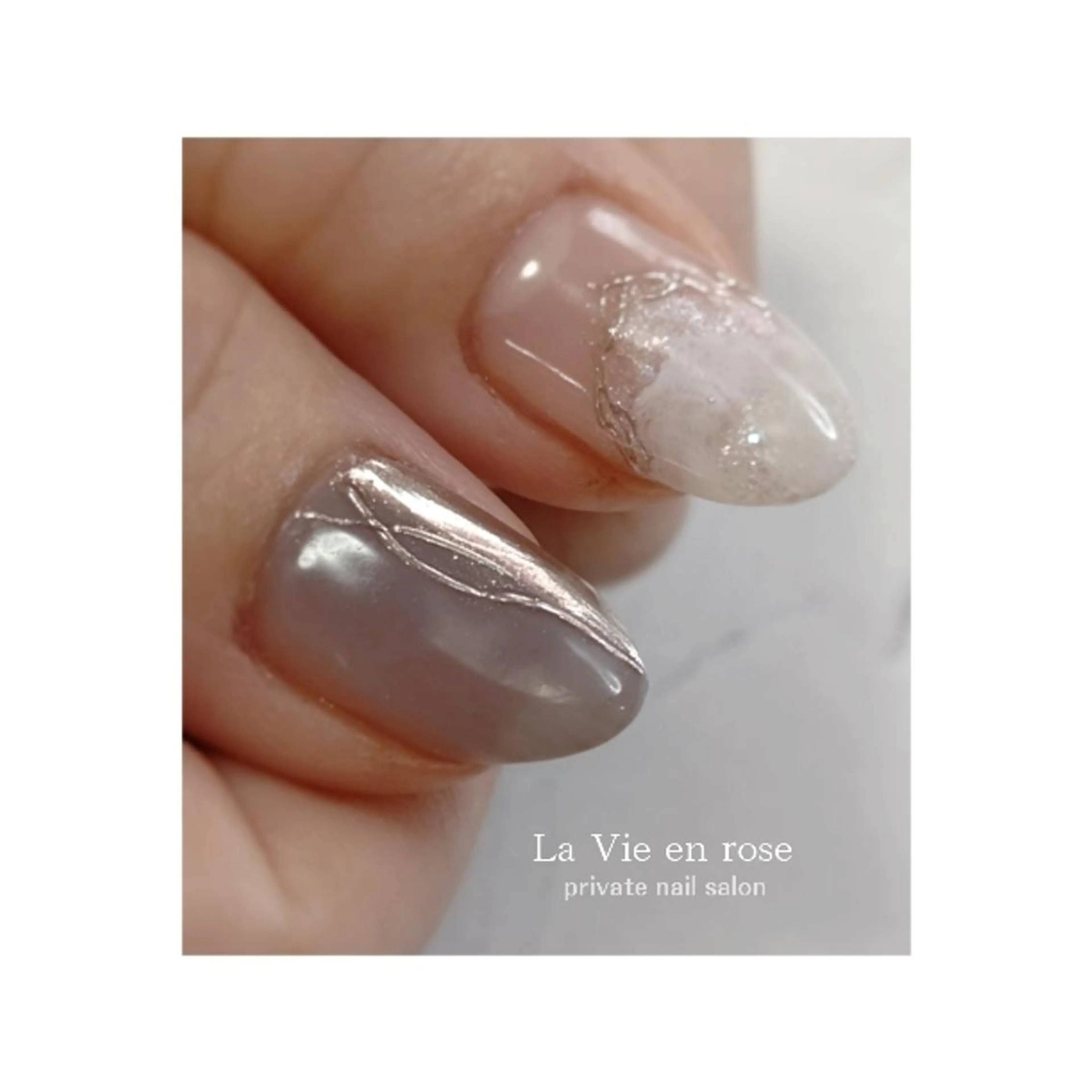 ネイル ラヴィアン ローズのネイルデザイン