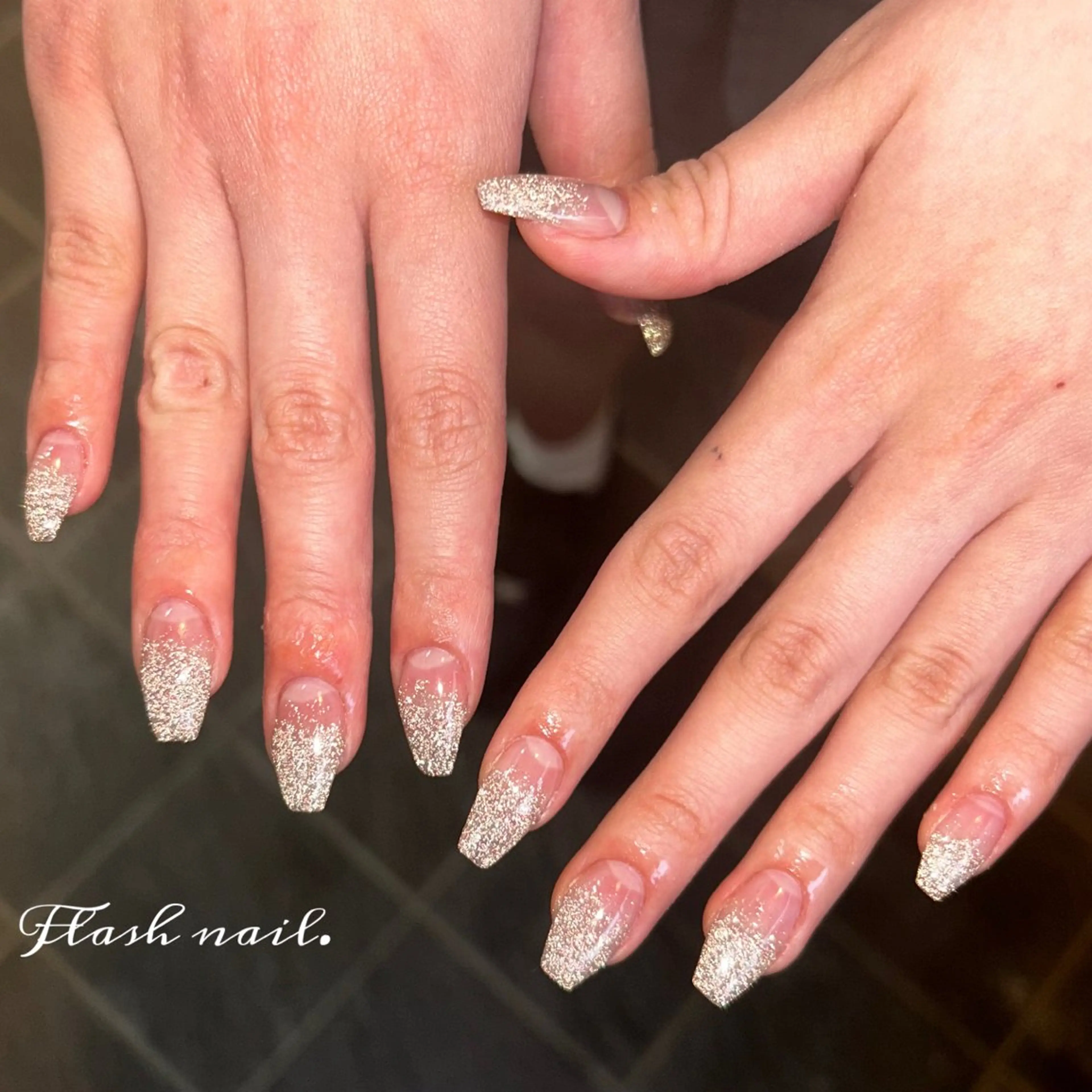 オフ込みラメグラデーションの写真