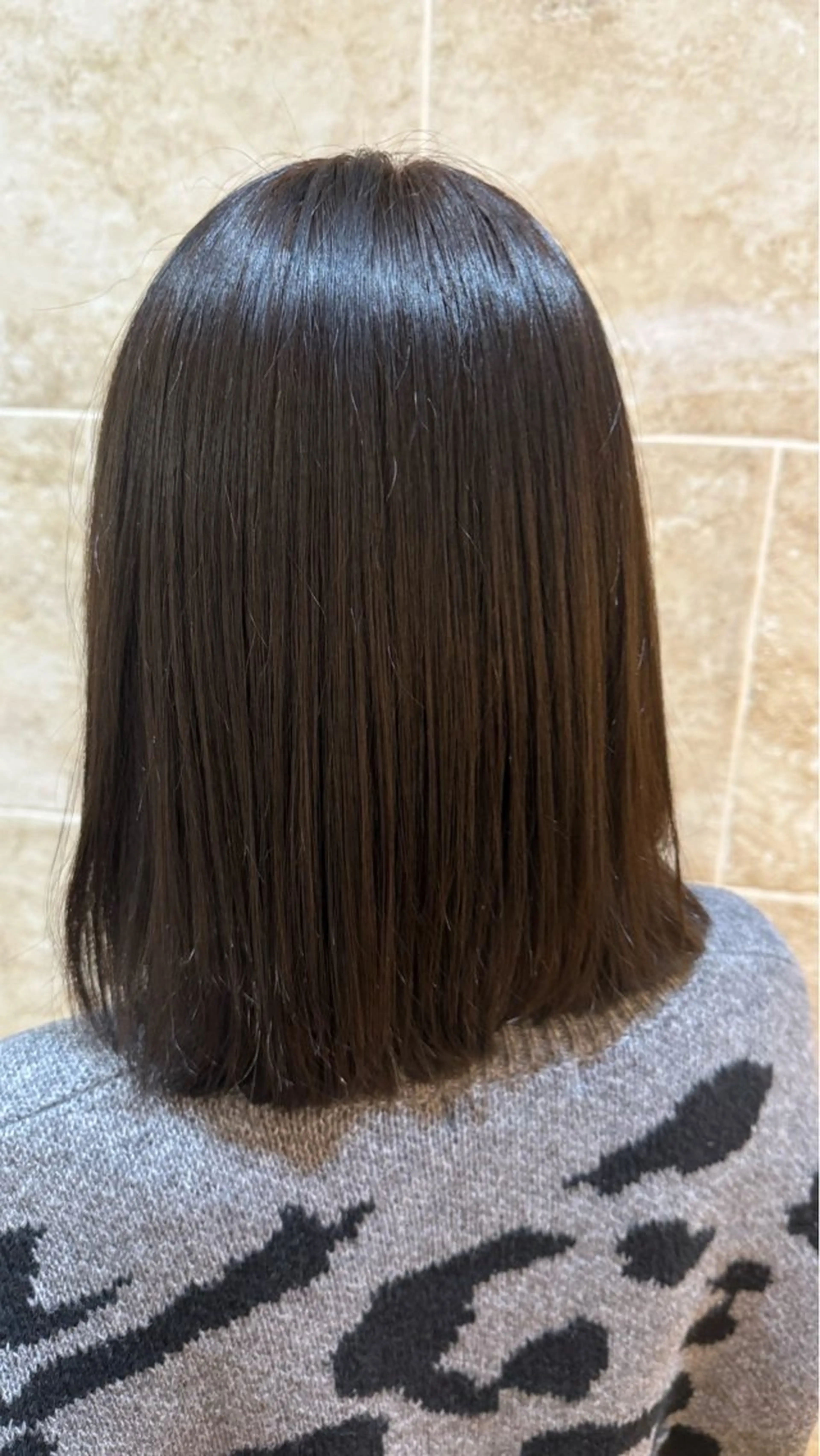 ミディアム カラー ブラウンカラー ピンクカラー ピンクブラウン ヘアカラー 長田 有紗のヘアスタイル