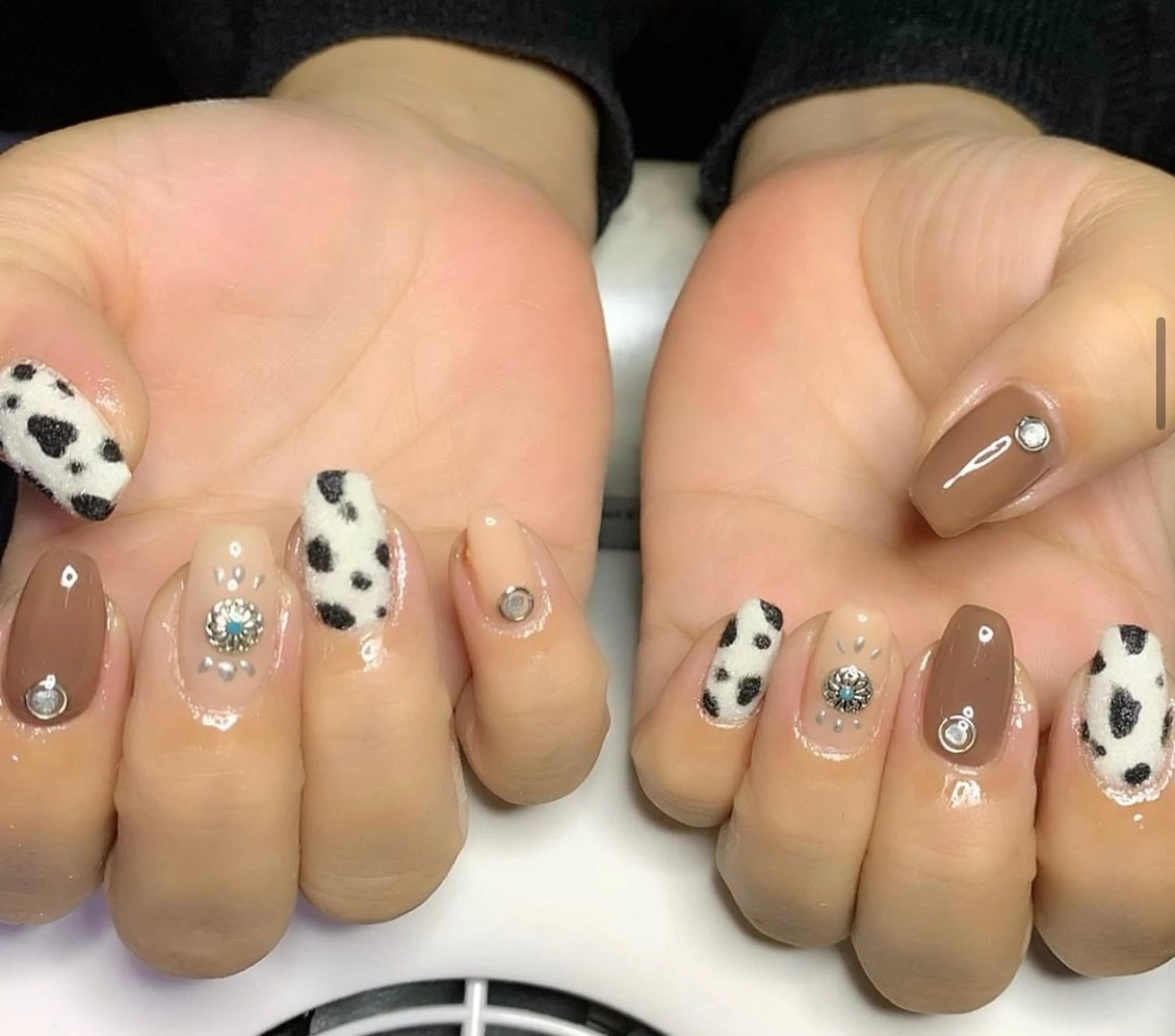 ネイル ハンドネイル フットネイル MHR nailのネイルデザイン